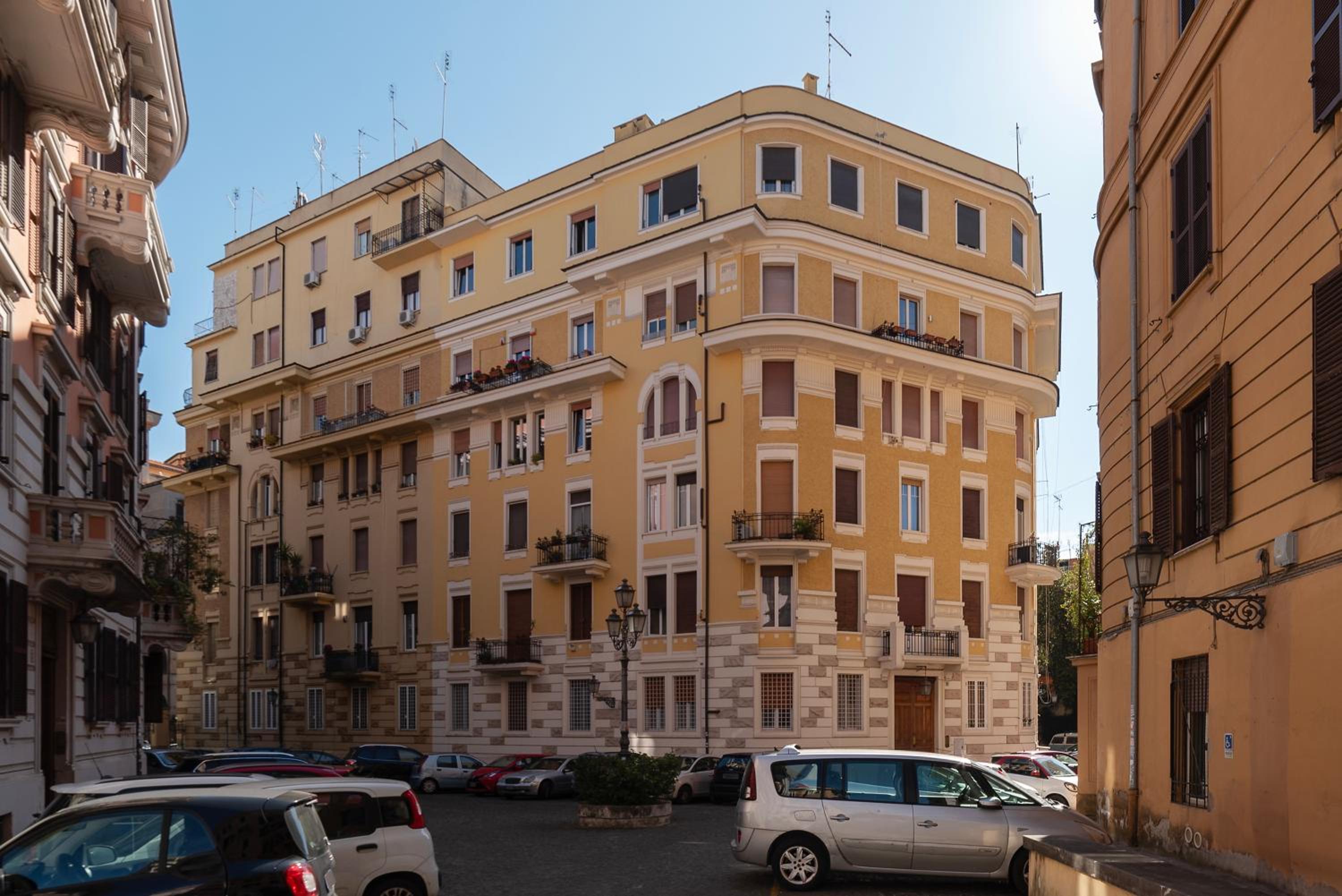 Policlinico Petrolium Apartment