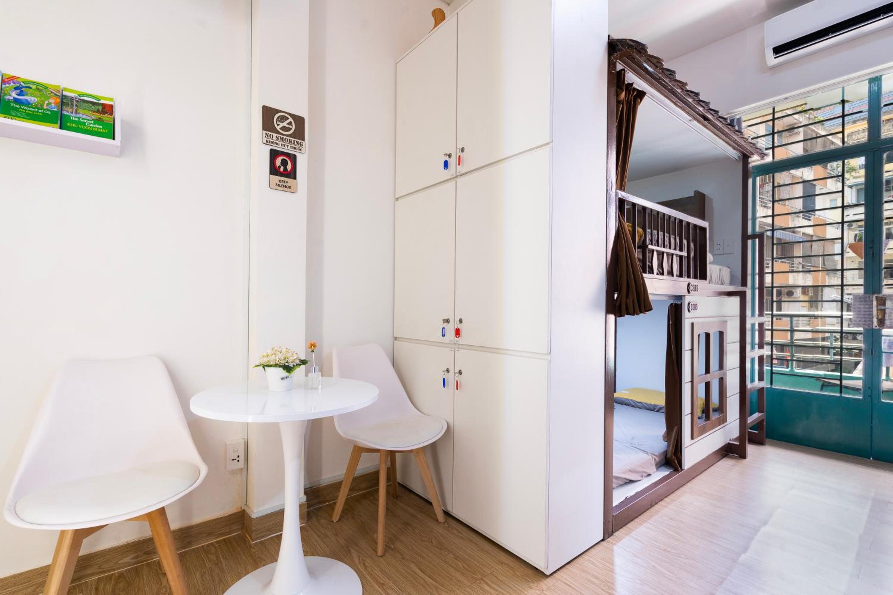 Dorms Bui Vien - Walking street