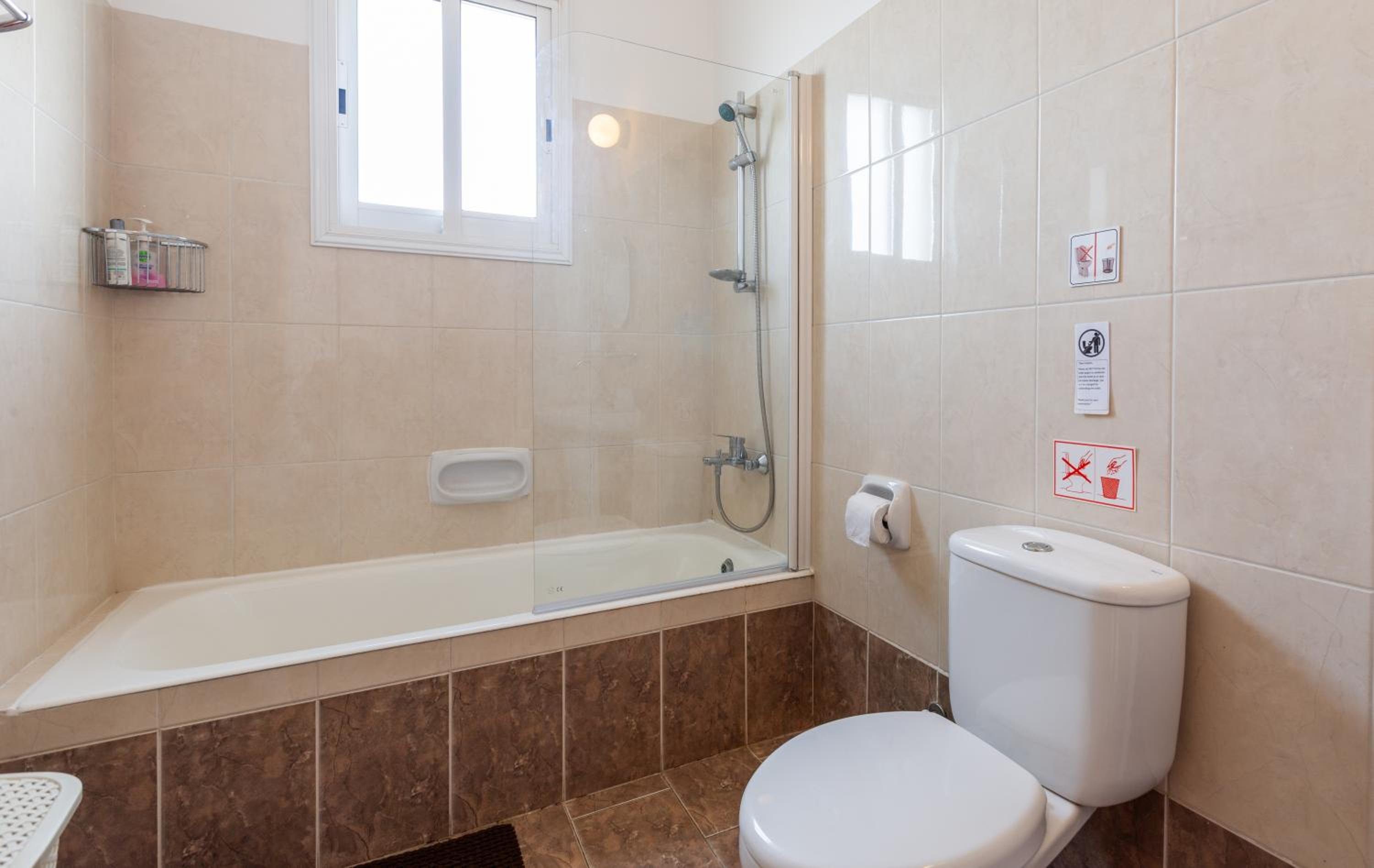 Beautiful 2 bed apartment in Paphos Cyprus