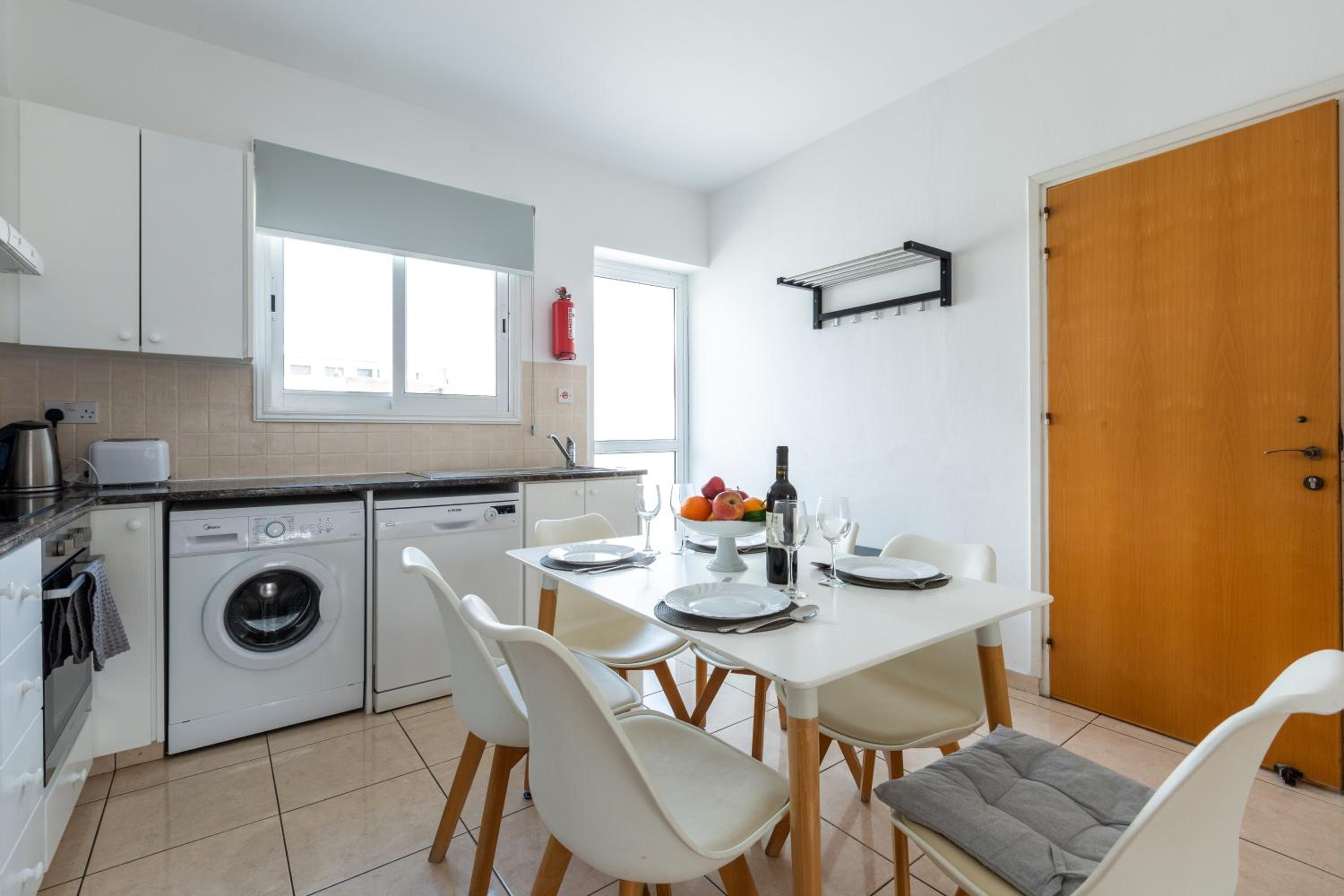 Beautiful 2 bed apartment in Paphos Cyprus