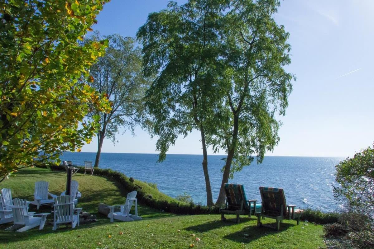 Luxury waterfront fairytale themed home - Carmen Elisabeth