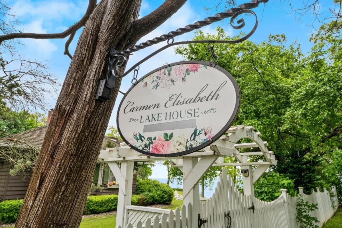 Luxury waterfront fairytale themed home - Carmen Elisabeth