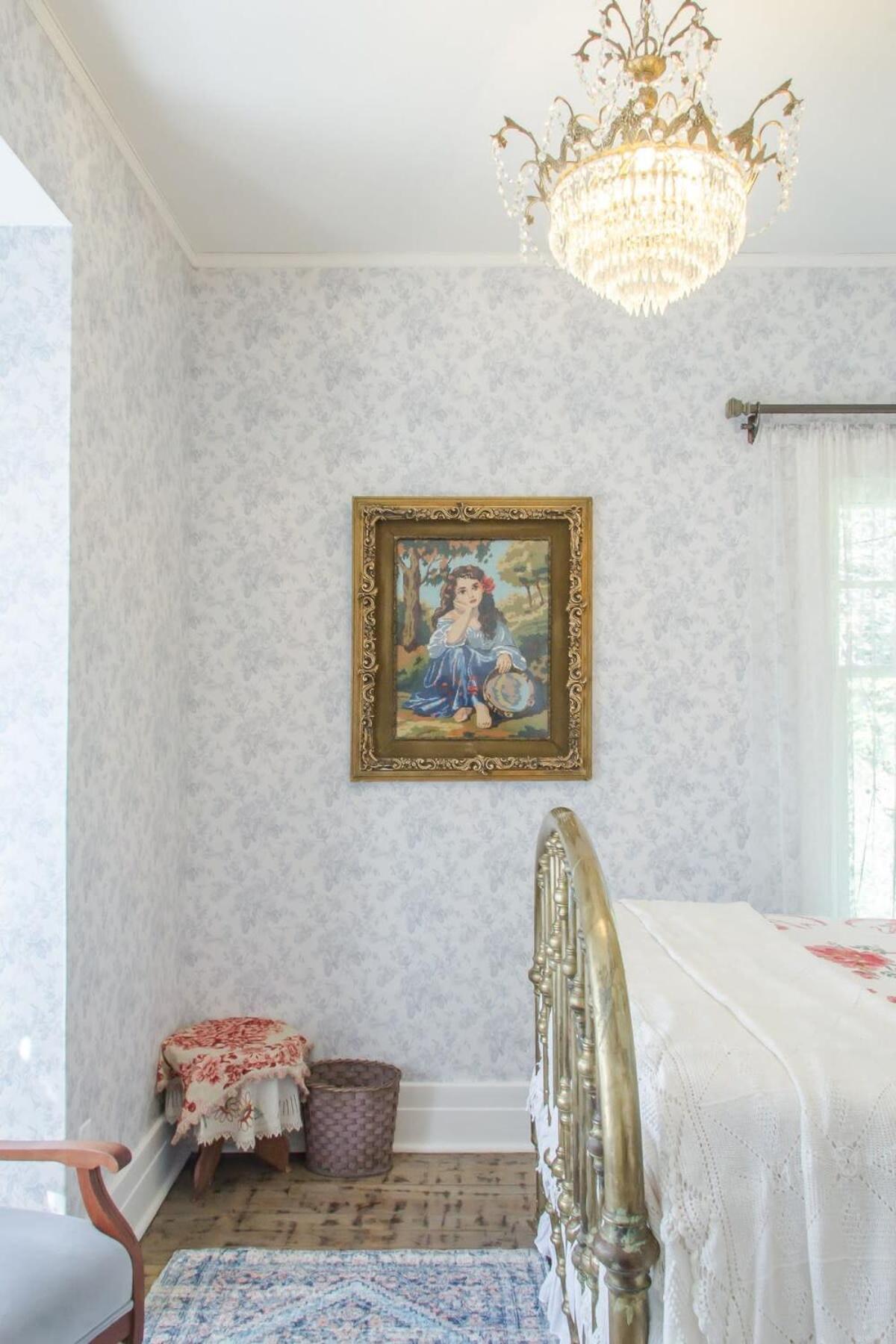 Luxury waterfront fairytale themed home - Carmen Elisabeth