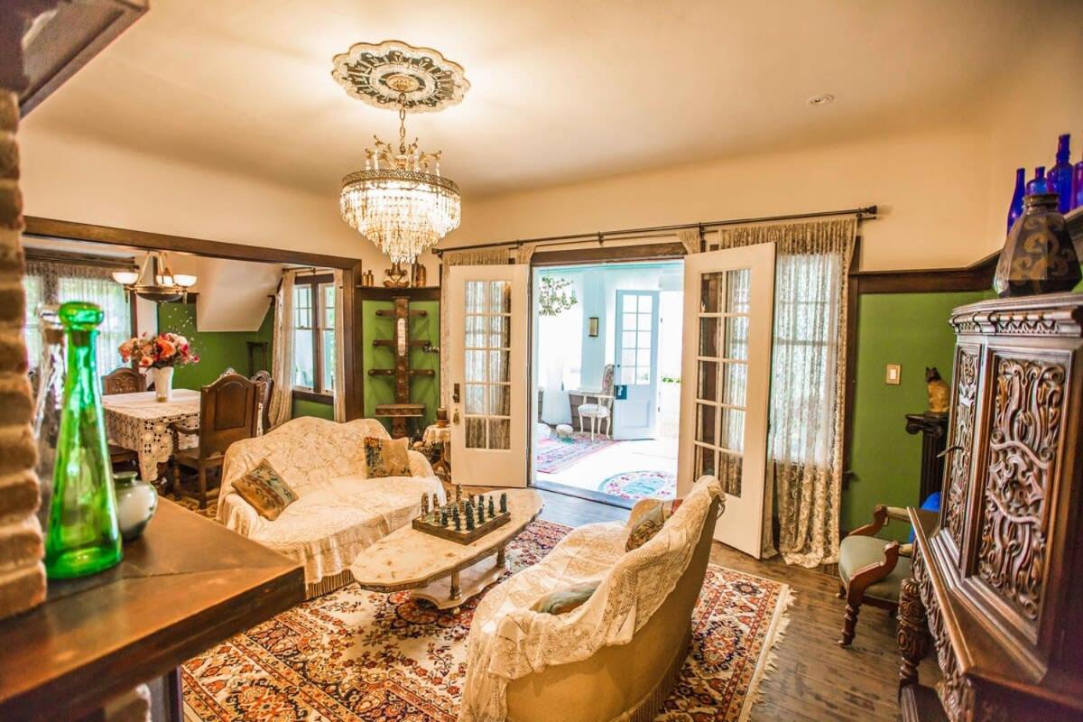 Luxury waterfront fairytale themed home - Carmen Elisabeth