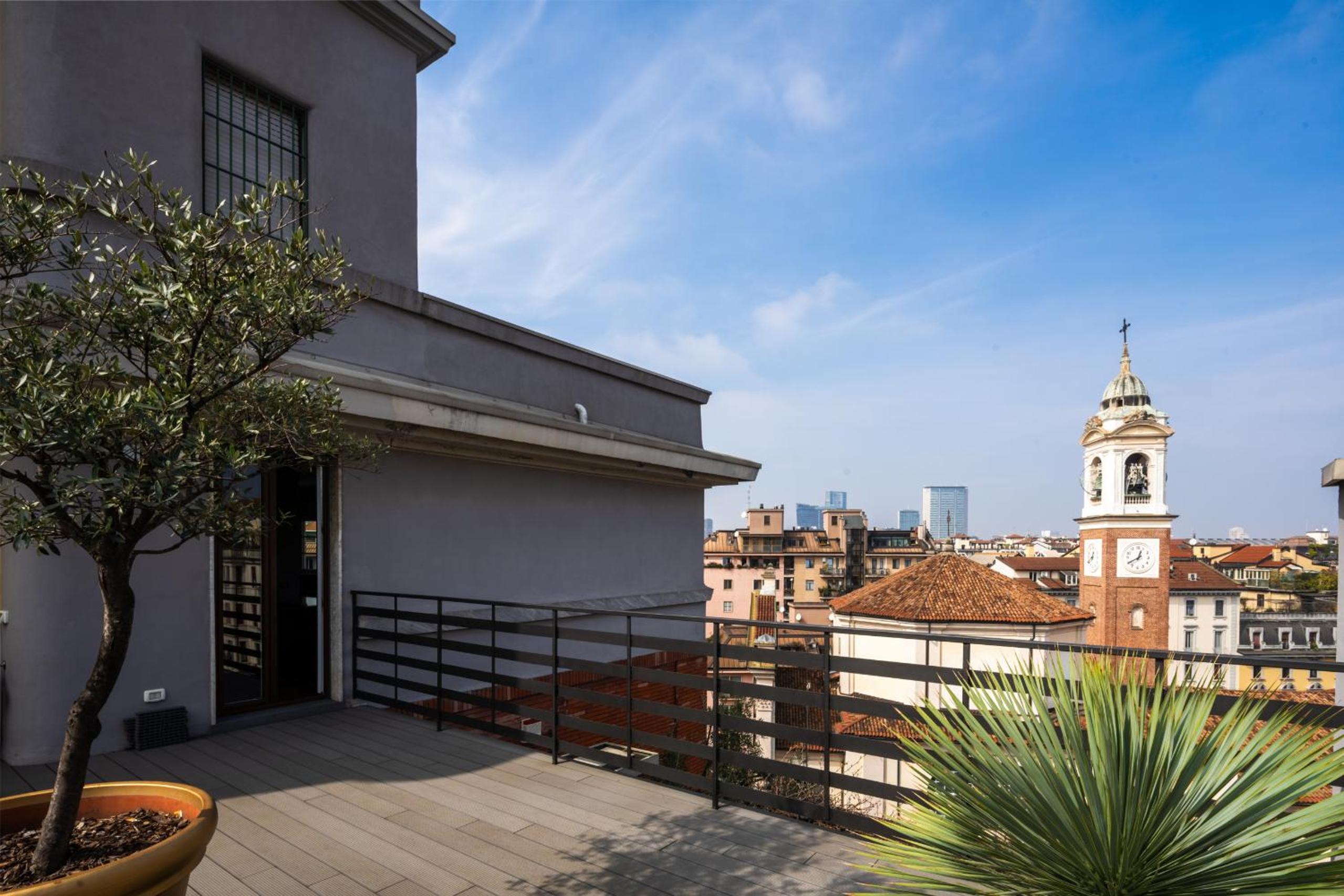 Cadamosto Art Penthouse with Terrace R&R