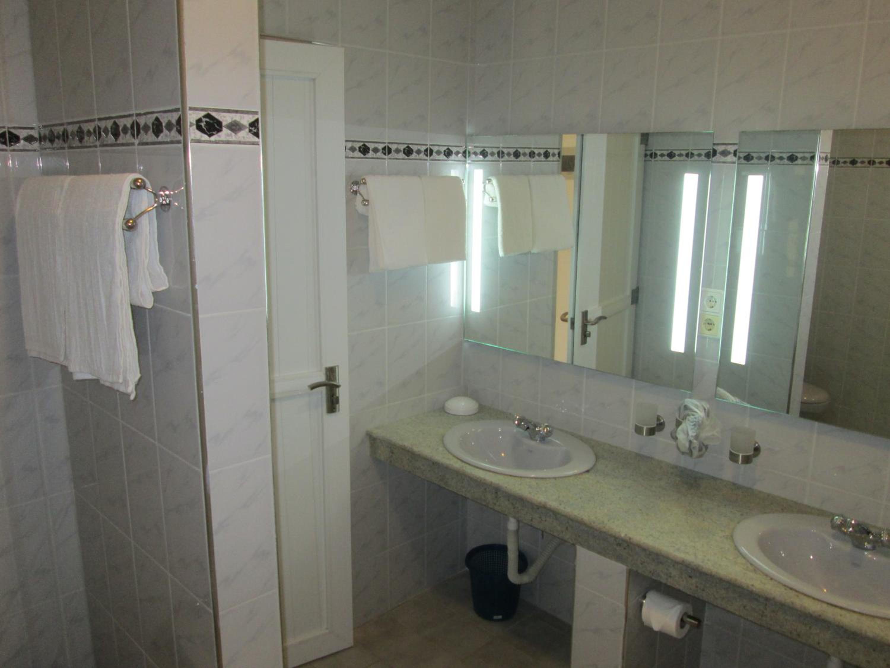 Raja Beach Hotel