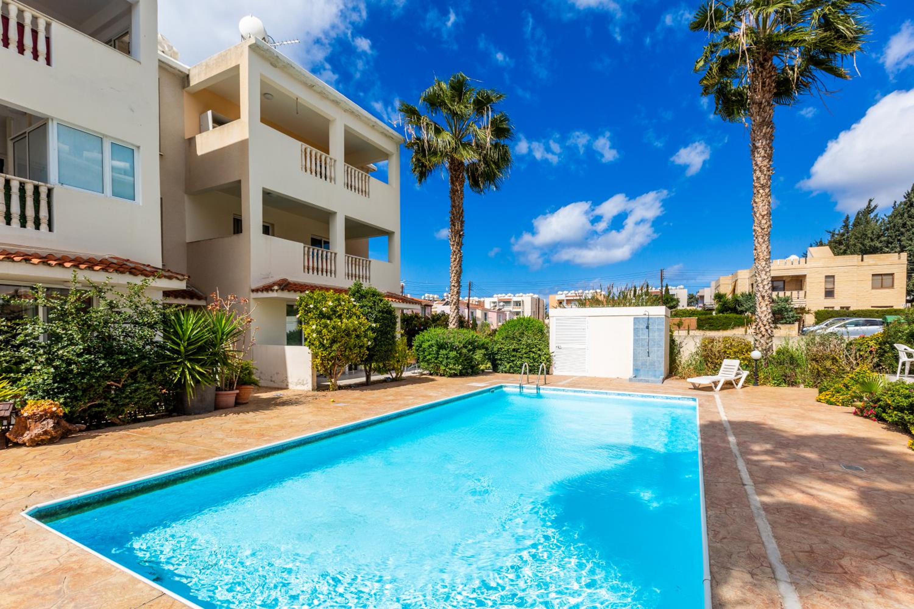 Beautiful 2 bed apartment in Paphos Cyprus