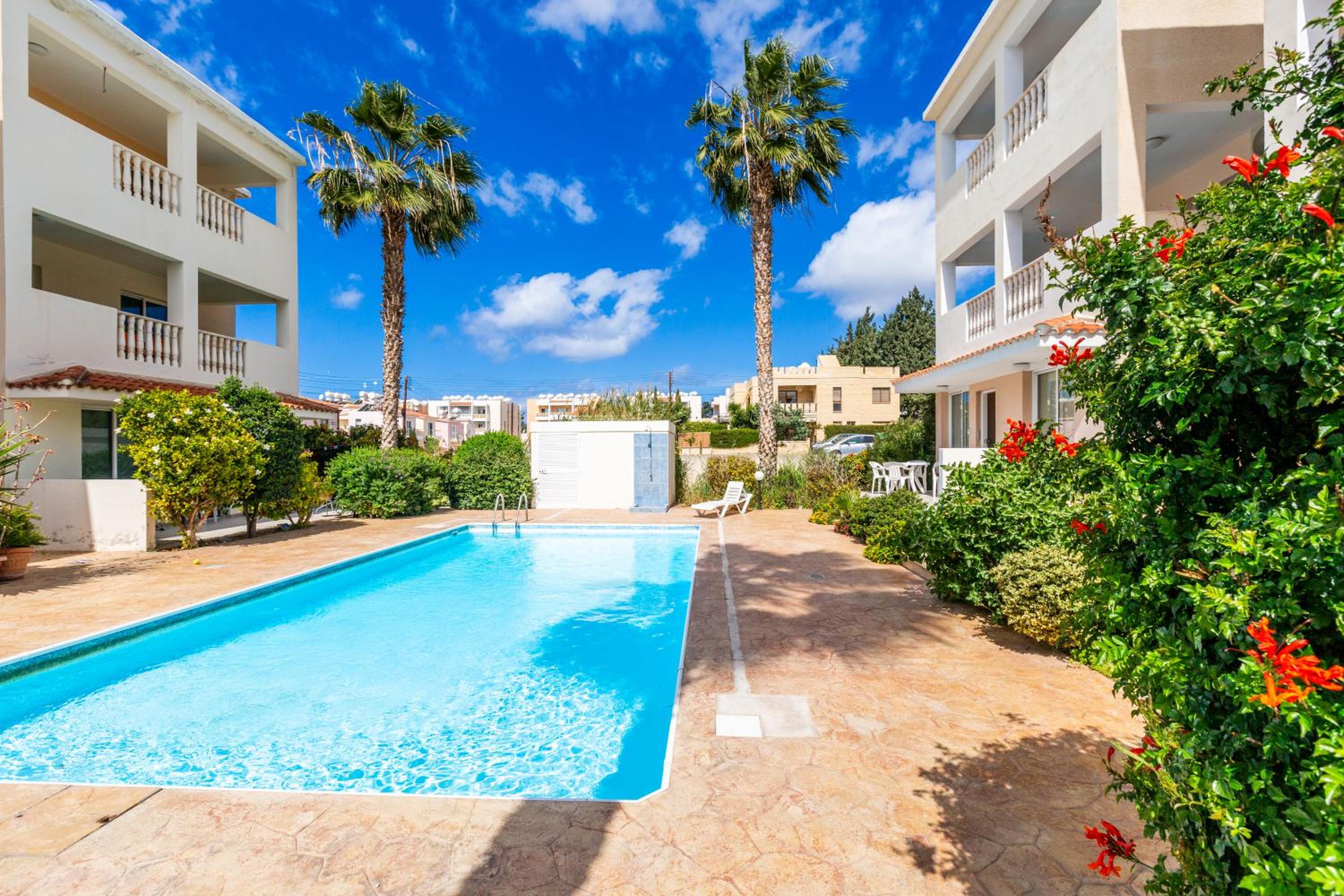 Beautiful 2 bed apartment in Paphos Cyprus