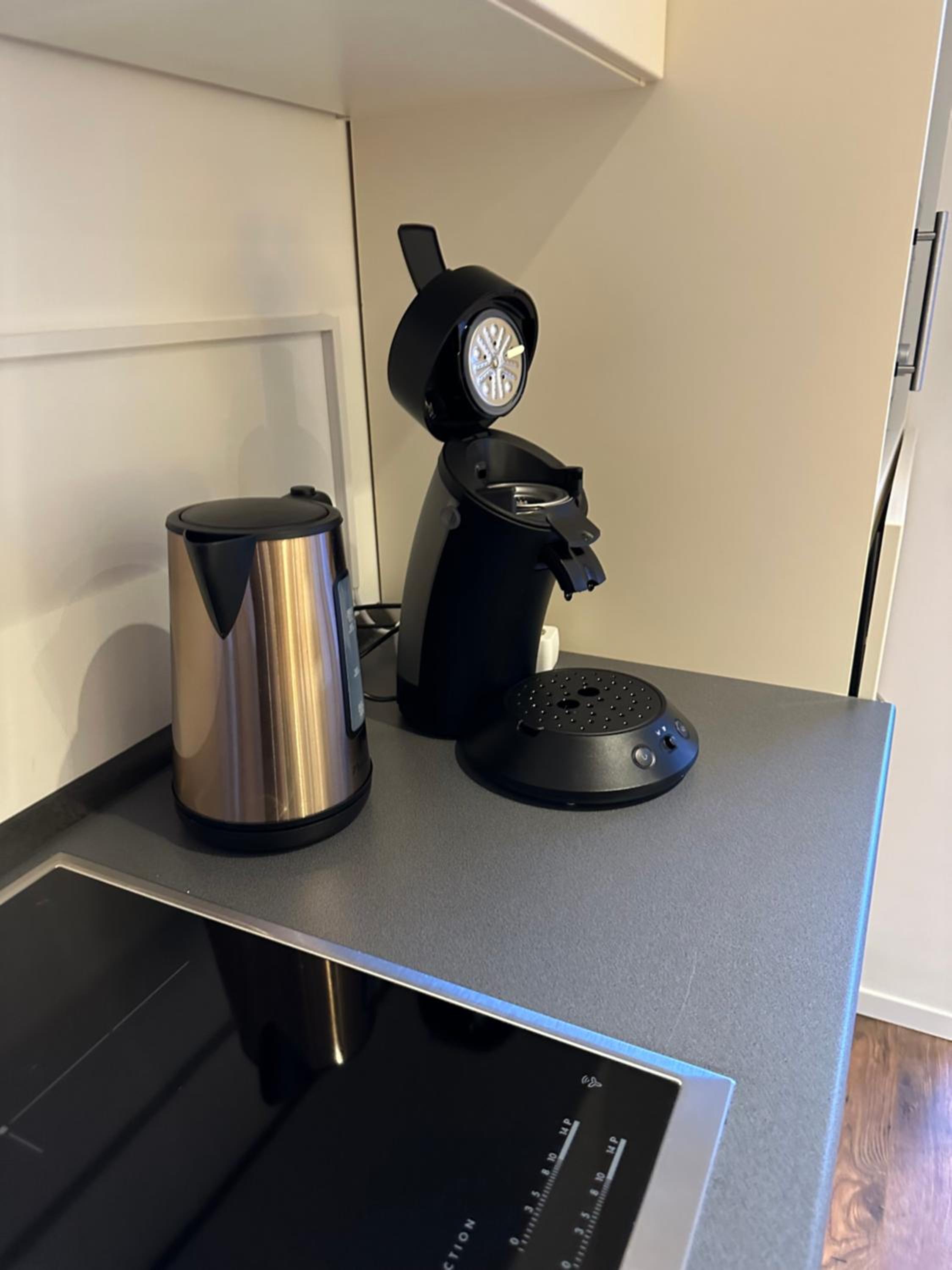 MOLA Apartments-Apartment im Herdecker Zentrum für 3 Gäste-Gratis Parkplatz-Highspeed WLAN-auch für Langzeit geeignet