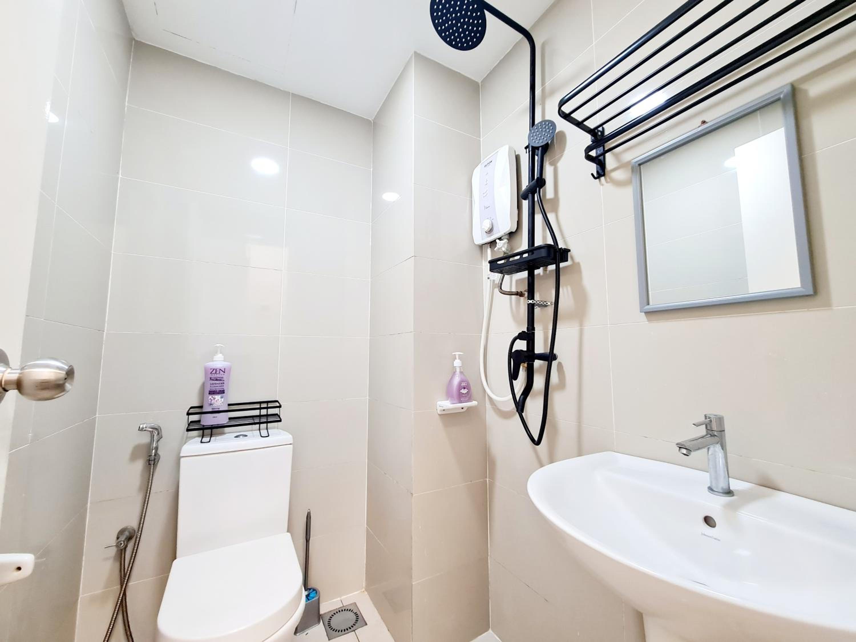 2 Bedroom Duplex 9 Guest Scott Garden Old Klang Road, Mid-Valley, Bangsar, Bangsar South, Taman Desa, Kuchai Lama, Pearl Point, Kuala Lumpur