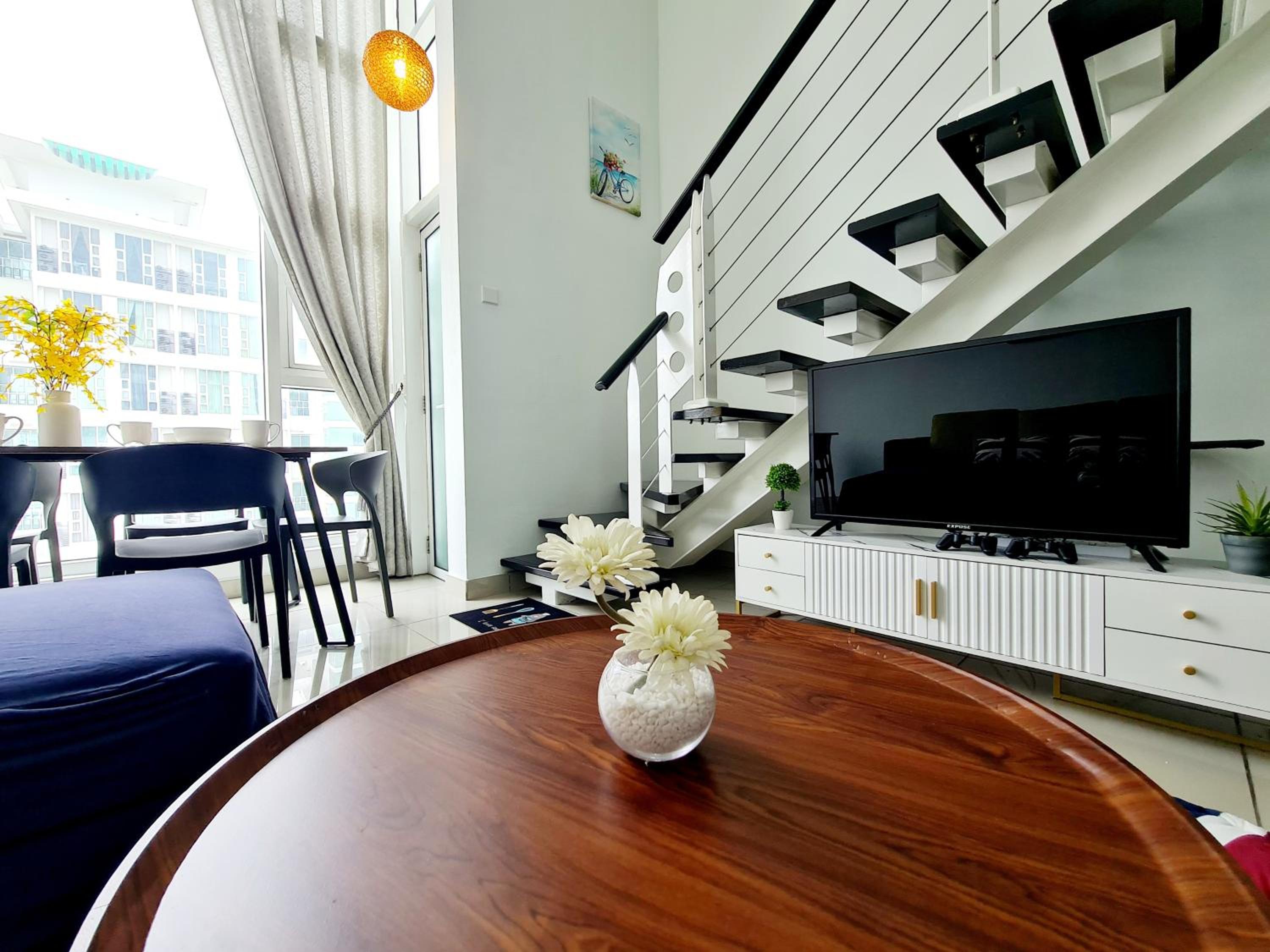 2 Bedroom Duplex 9 Guest Scott Garden Old Klang Road, Mid-Valley, Bangsar, Bangsar South, Taman Desa, Kuchai Lama, Pearl Point, Kuala Lumpur