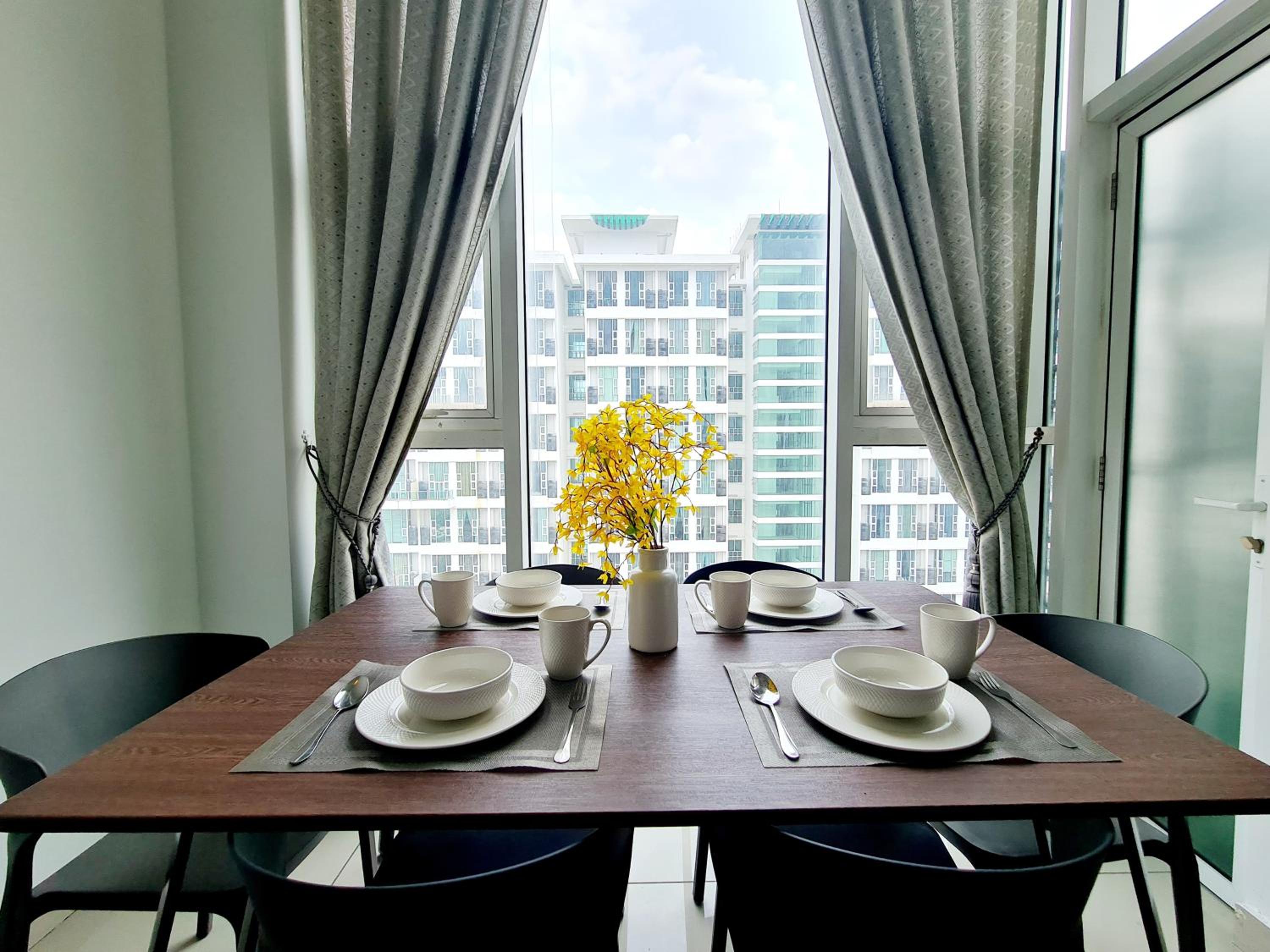 2 Bedroom Duplex 9 Guest Scott Garden Old Klang Road, Mid-Valley, Bangsar, Bangsar South, Taman Desa, Kuchai Lama, Pearl Point, Kuala Lumpur