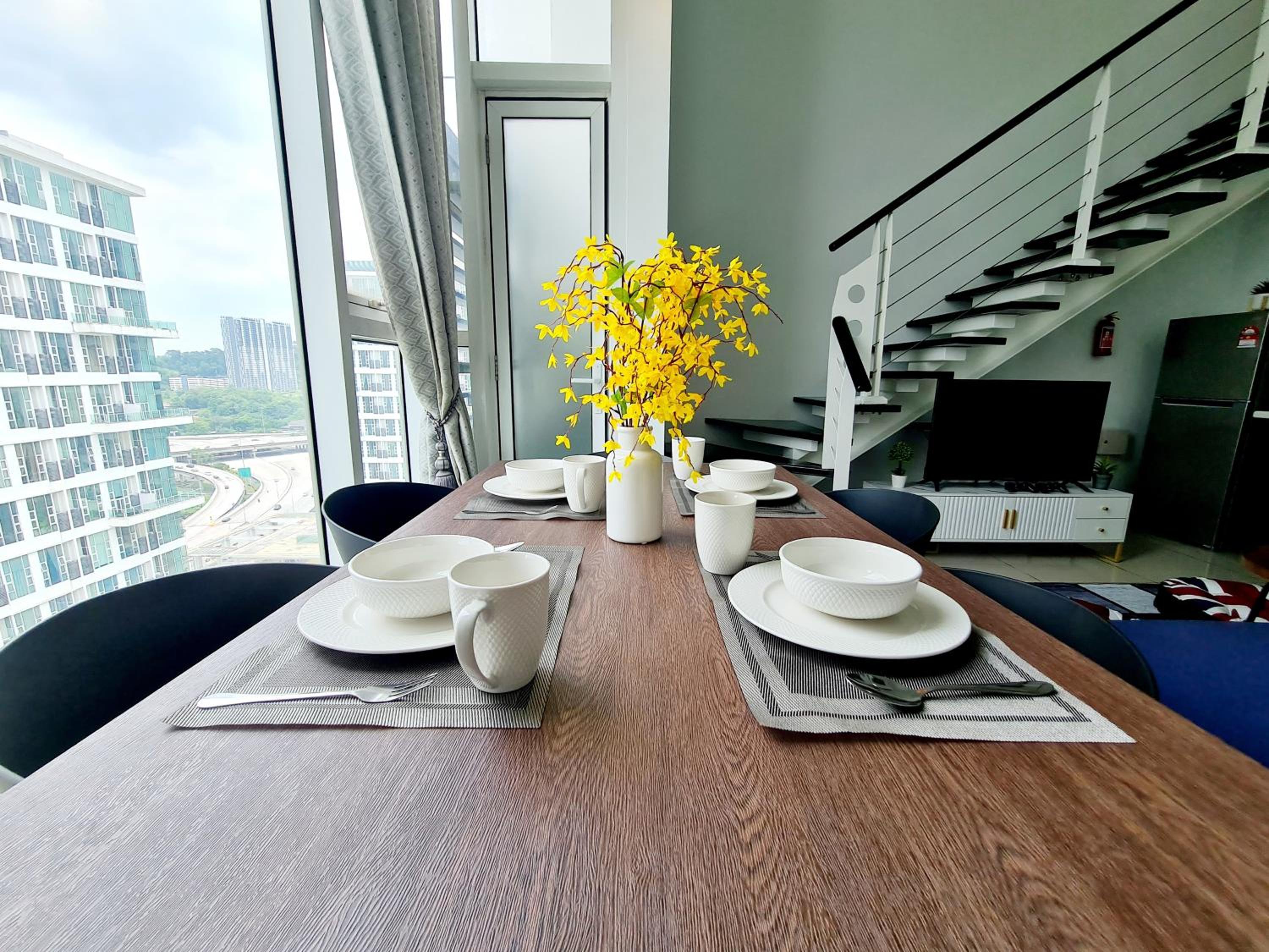 2 Bedroom Duplex 9 Guest Scott Garden Old Klang Road, Mid-Valley, Bangsar, Bangsar South, Taman Desa, Kuchai Lama, Pearl Point, Kuala Lumpur