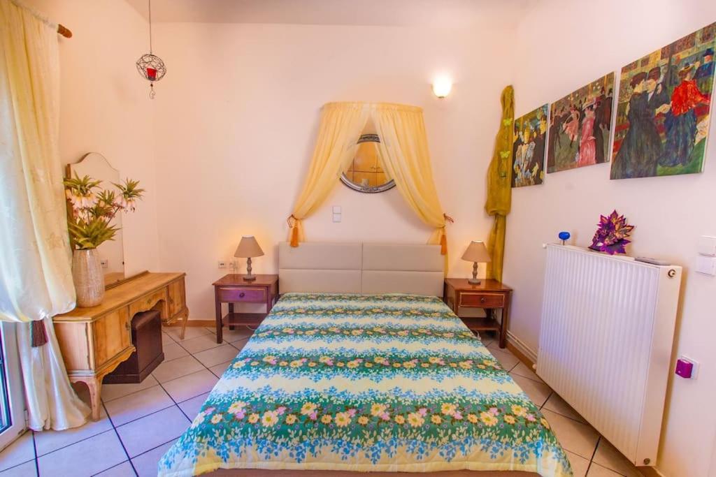 Kostas Apartment Amoudara
