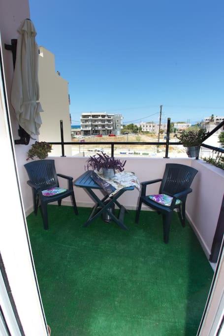 Kostas Apartment Amoudara