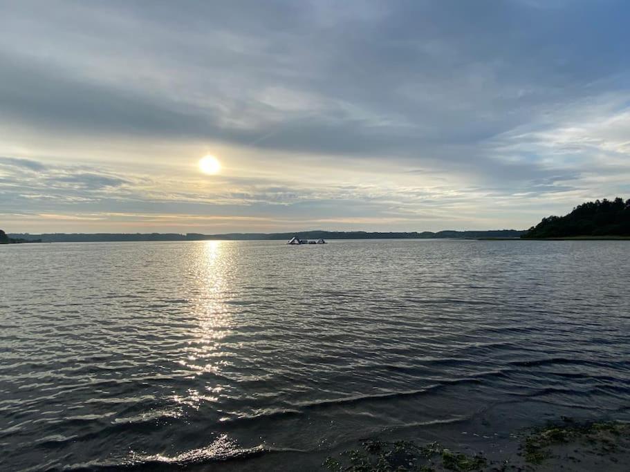 Idyllisk, historisk byhus ved fjorden i Mariager