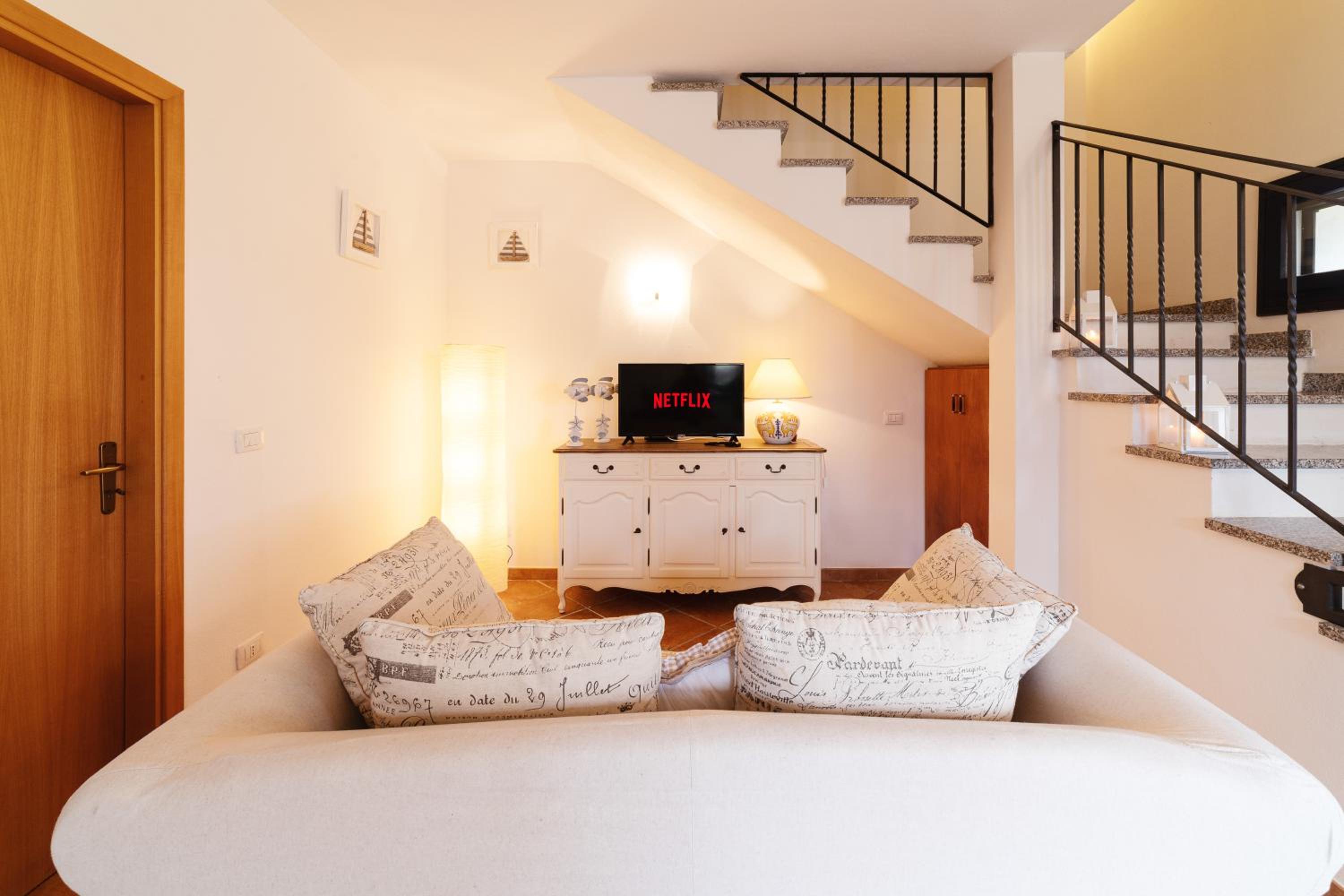 Villa Lentischio, Oasi di Relax tra le Vigne view 5