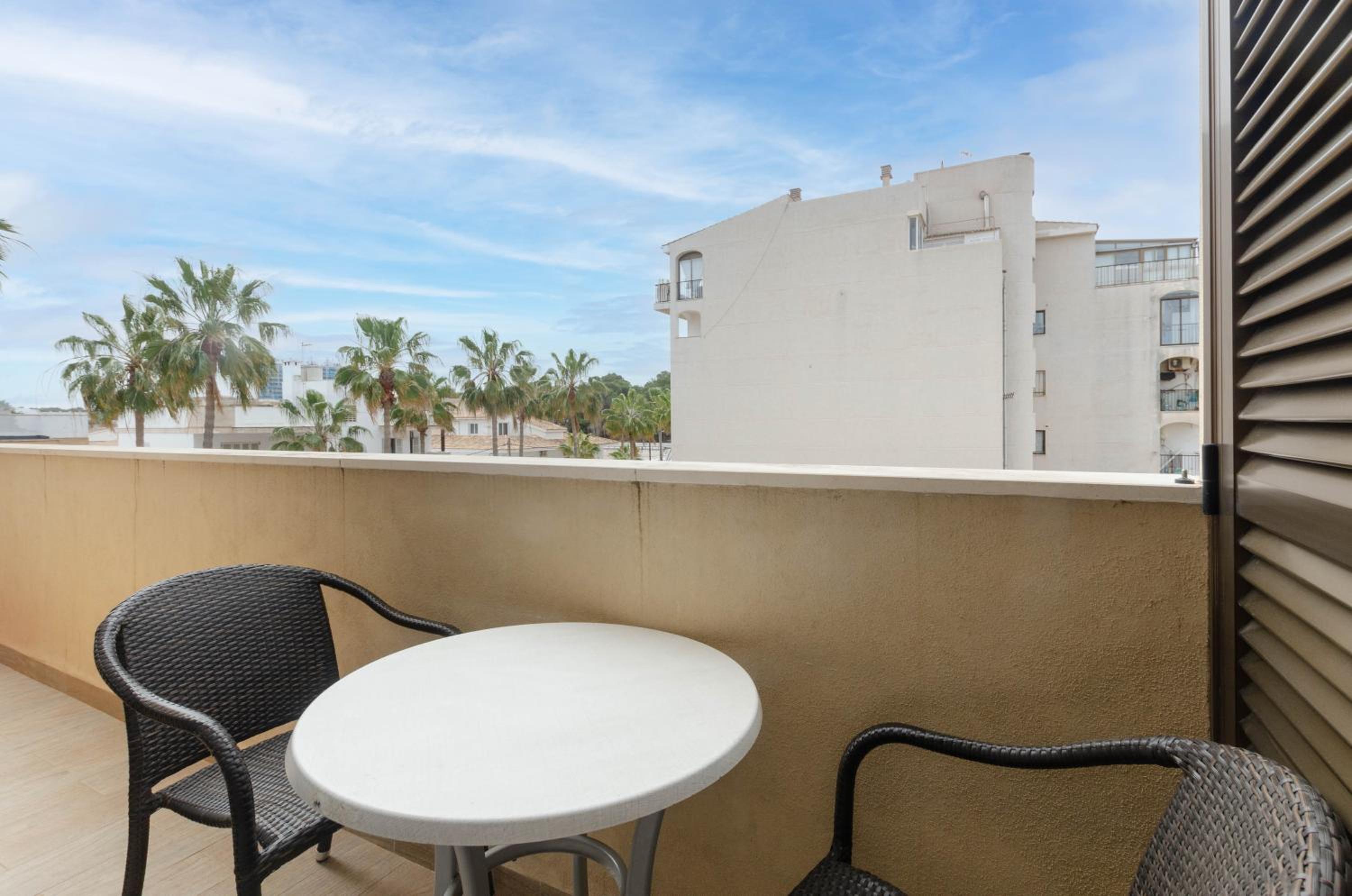 Acapulco Apartments