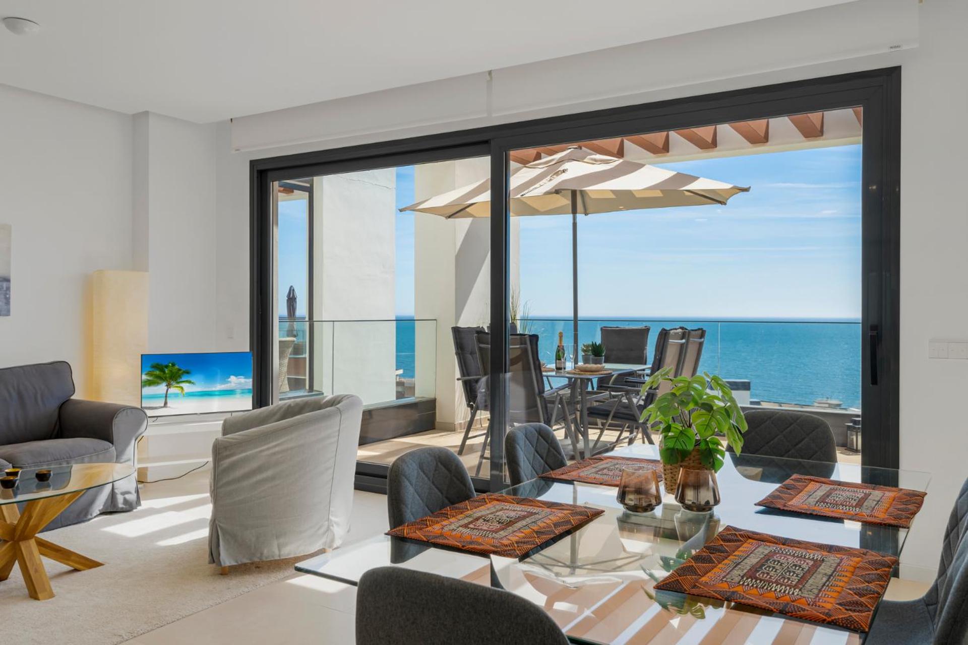 El Higueron apartment by Costarentals - Ref 66 view 5
