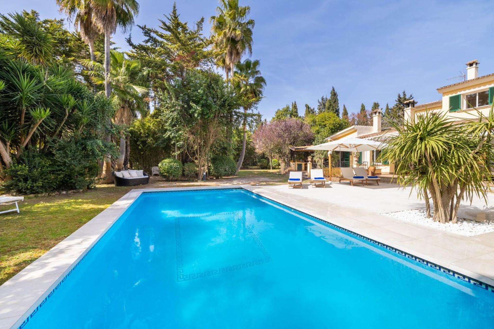 Finca Santa Maria Near Palma