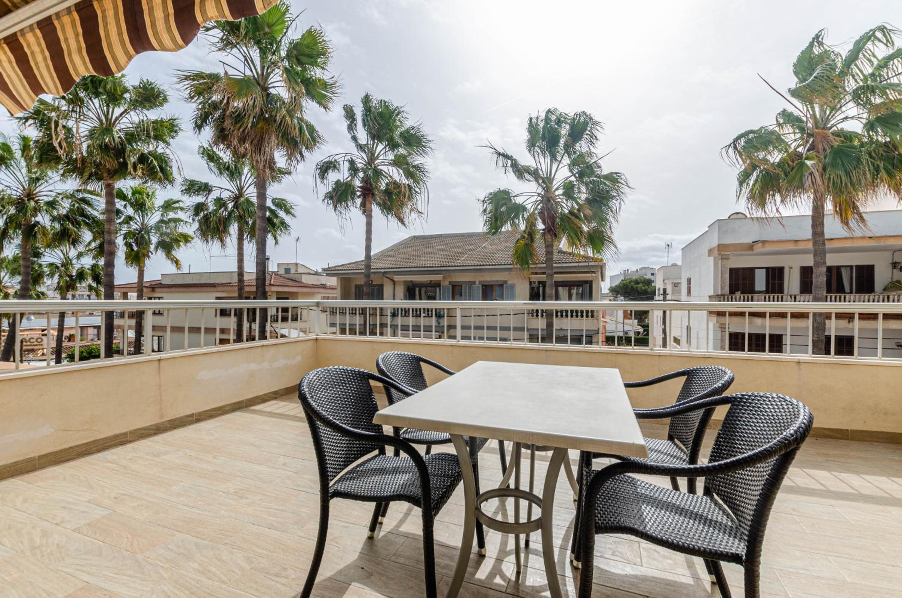 Acapulco Apartments