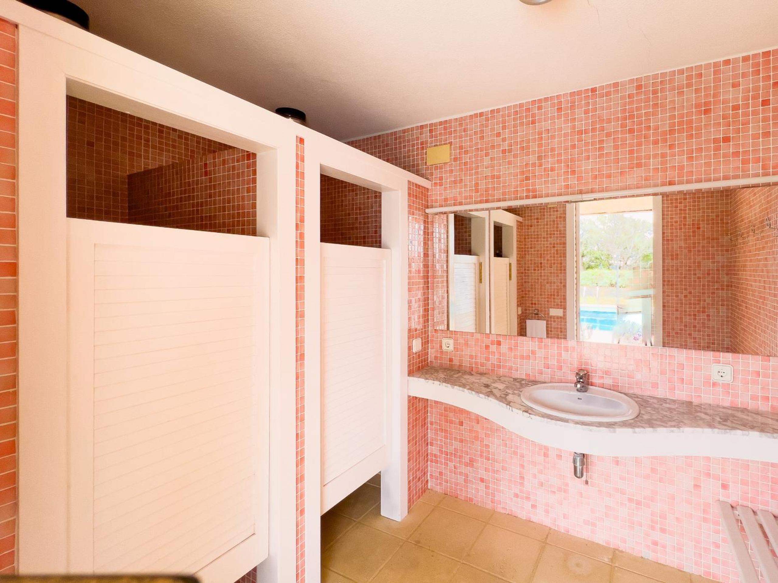 Majordoms - Sports Villa Banyoles