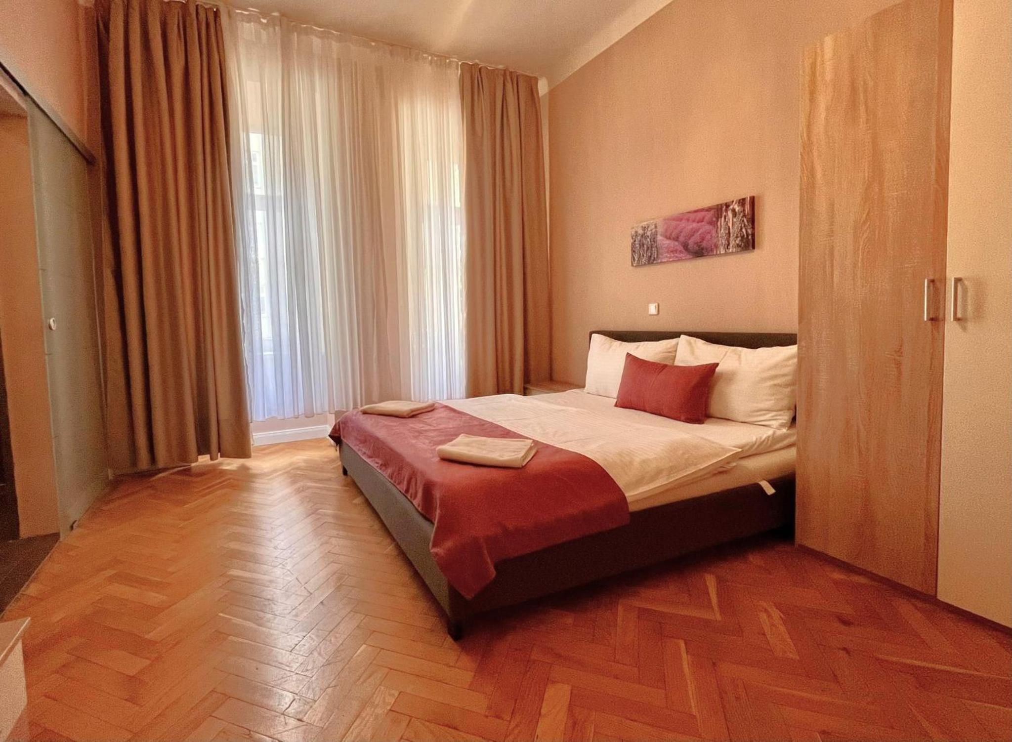 Aurellia Serviced Apartments