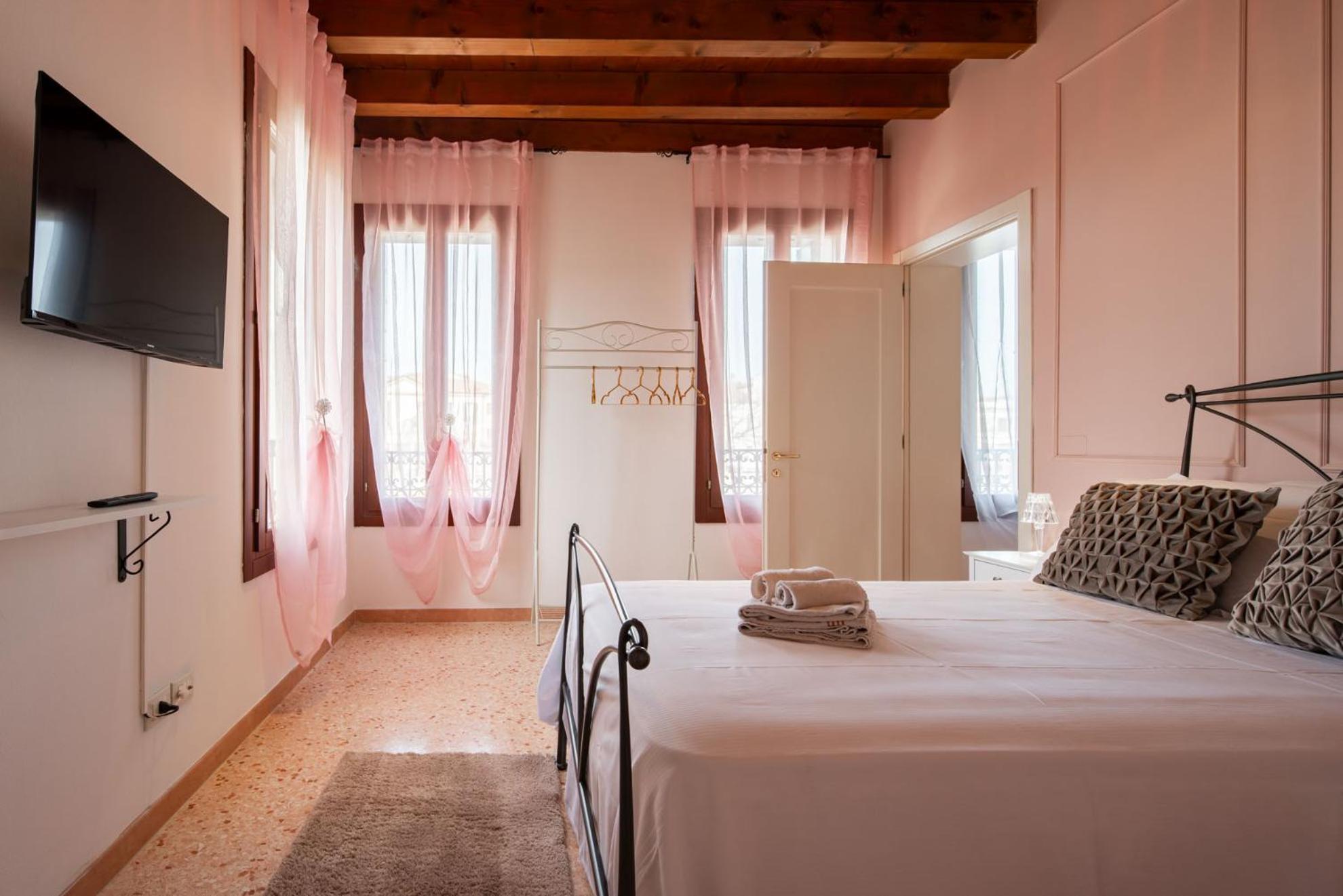 Villa Venice Carnival - Wellness