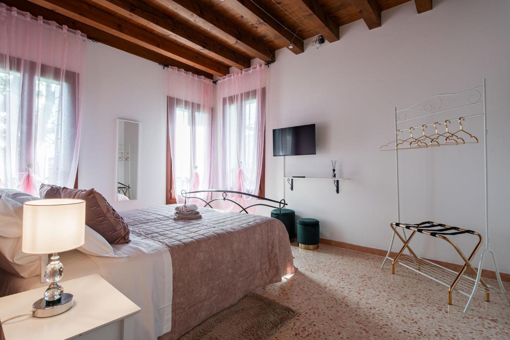 Villa Venice Carnival - Wellness