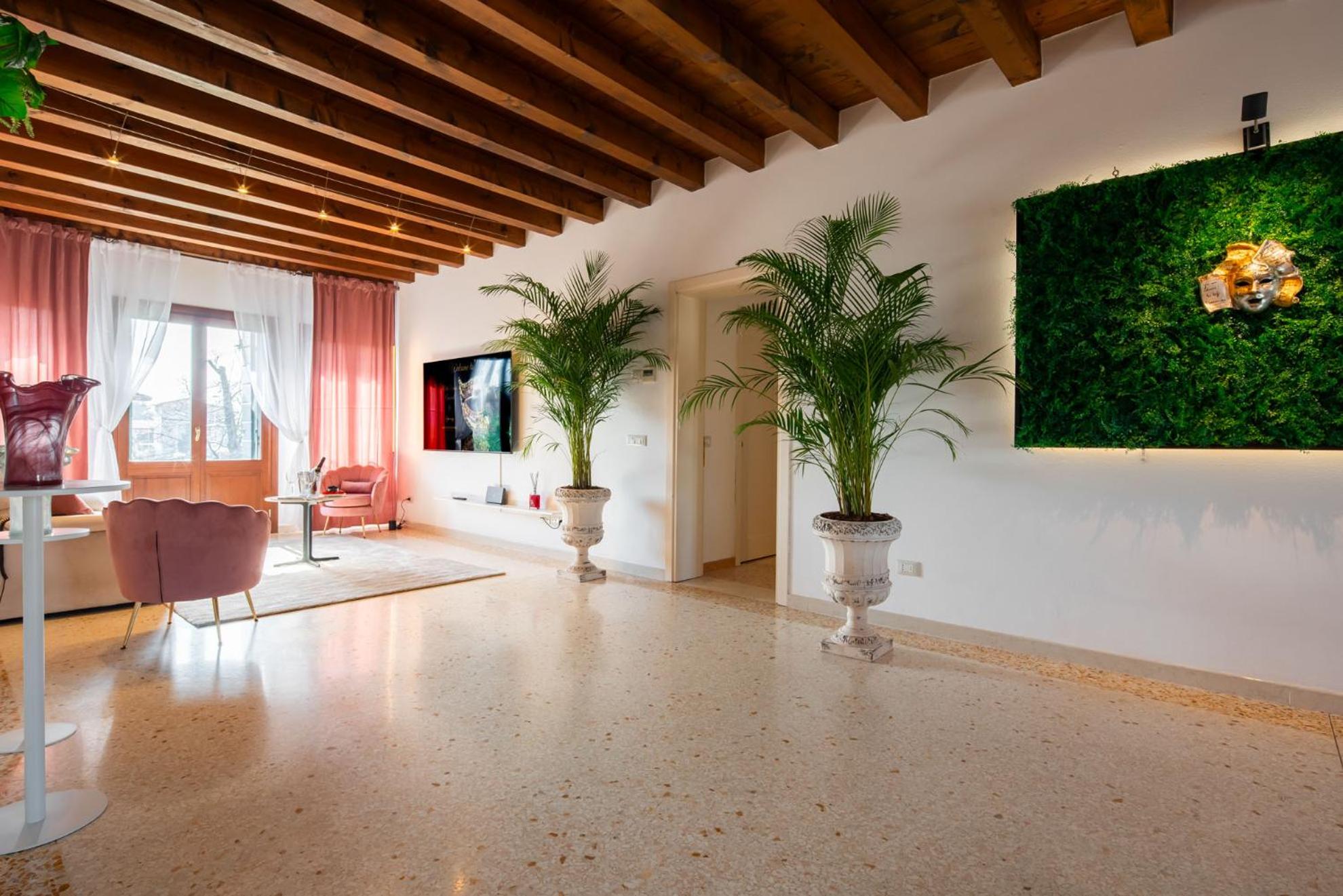 Villa Venice Carnival - Wellness