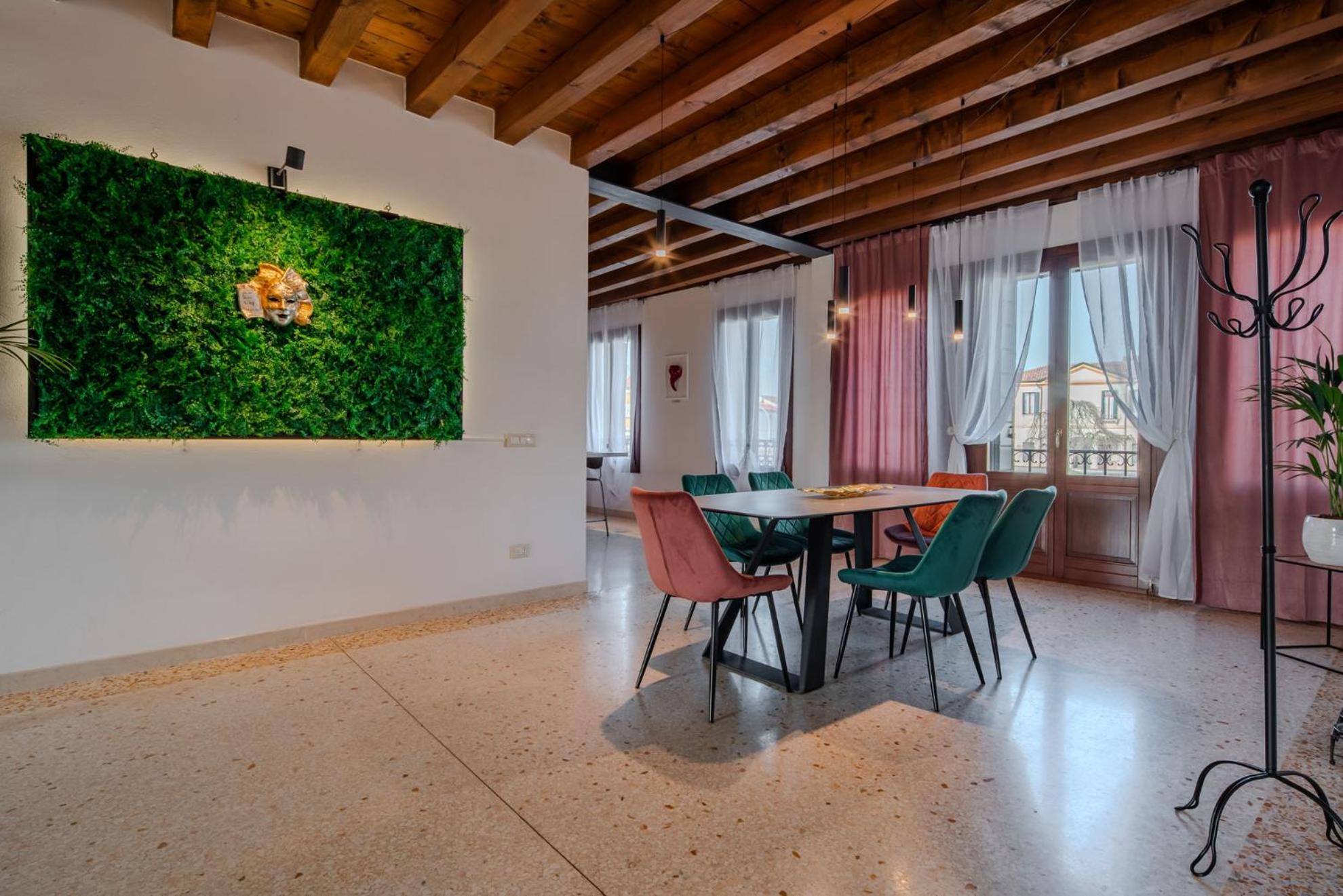 Villa Venice Carnival - Wellness
