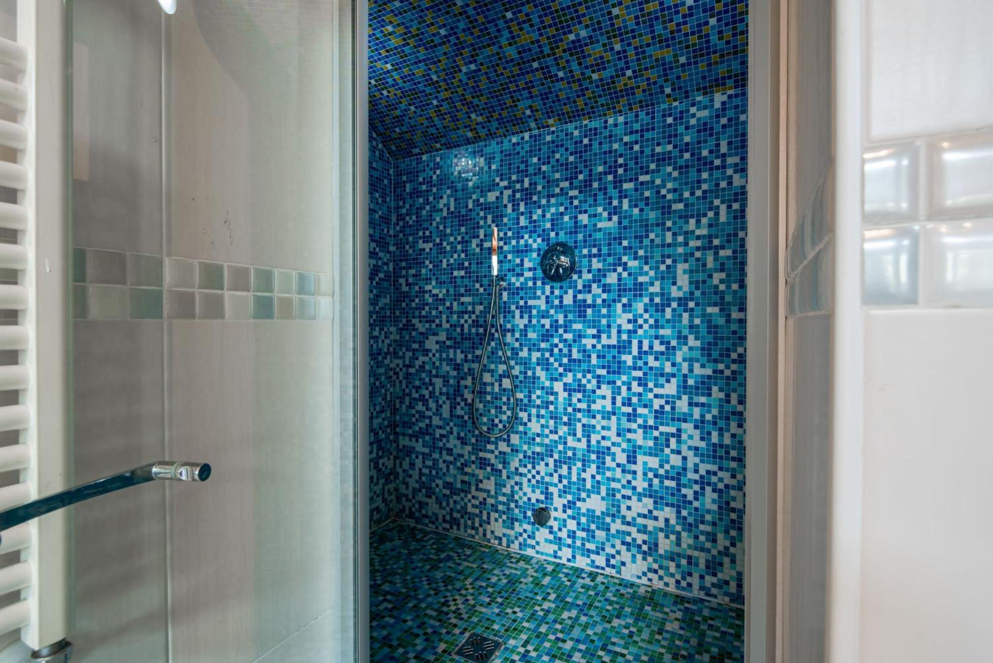 Villa Venice Carnival - Wellness