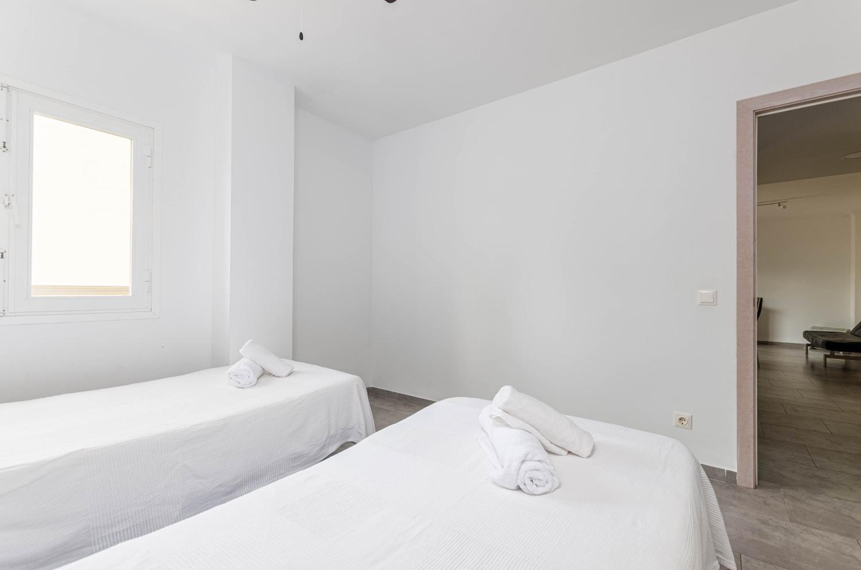 Acapulco Apartments