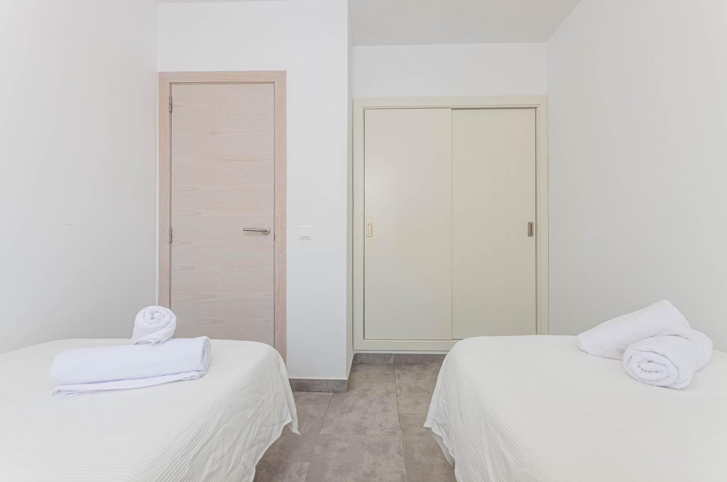 Acapulco Apartments