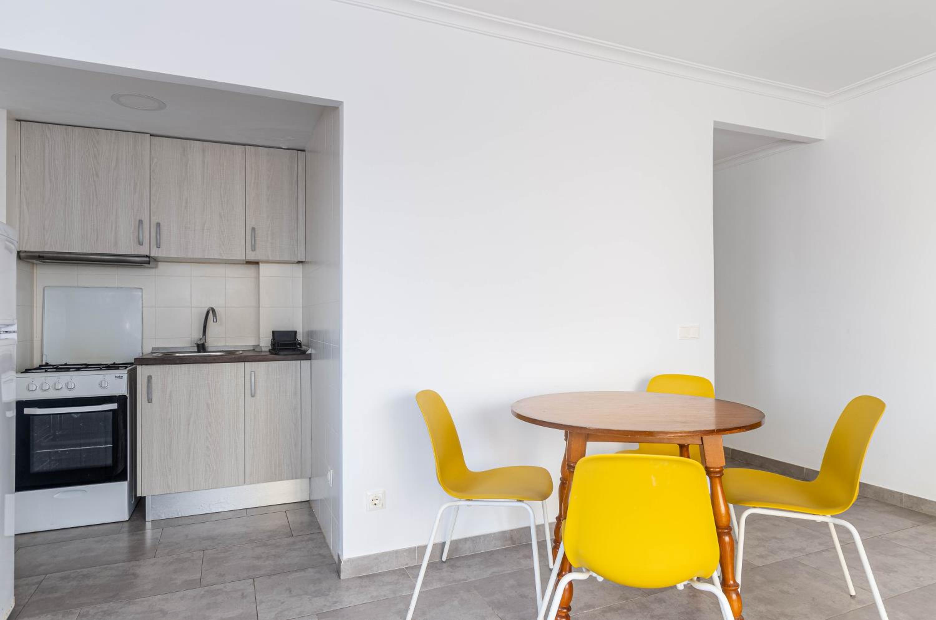 Acapulco Apartments
