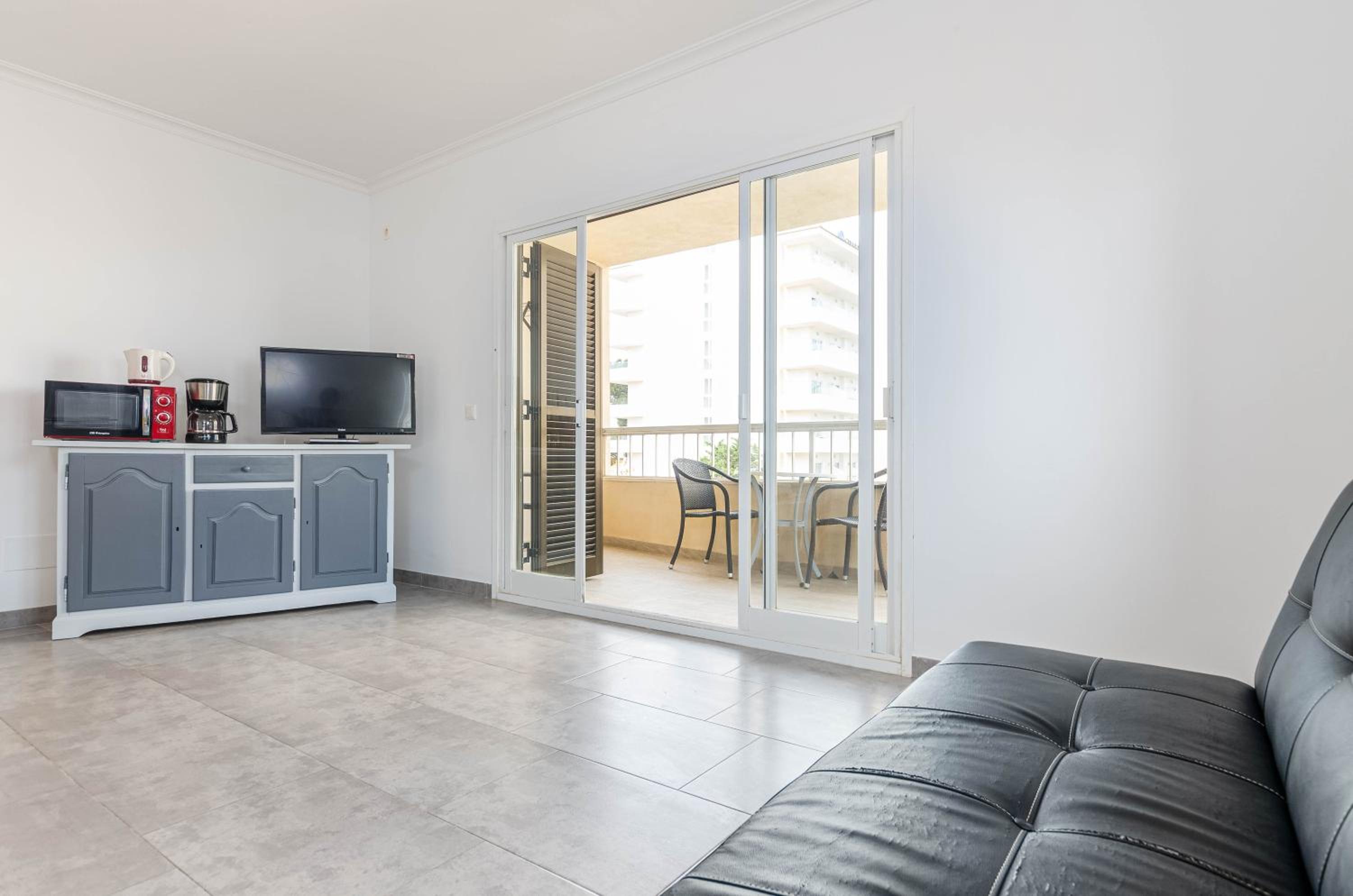 Acapulco Apartments