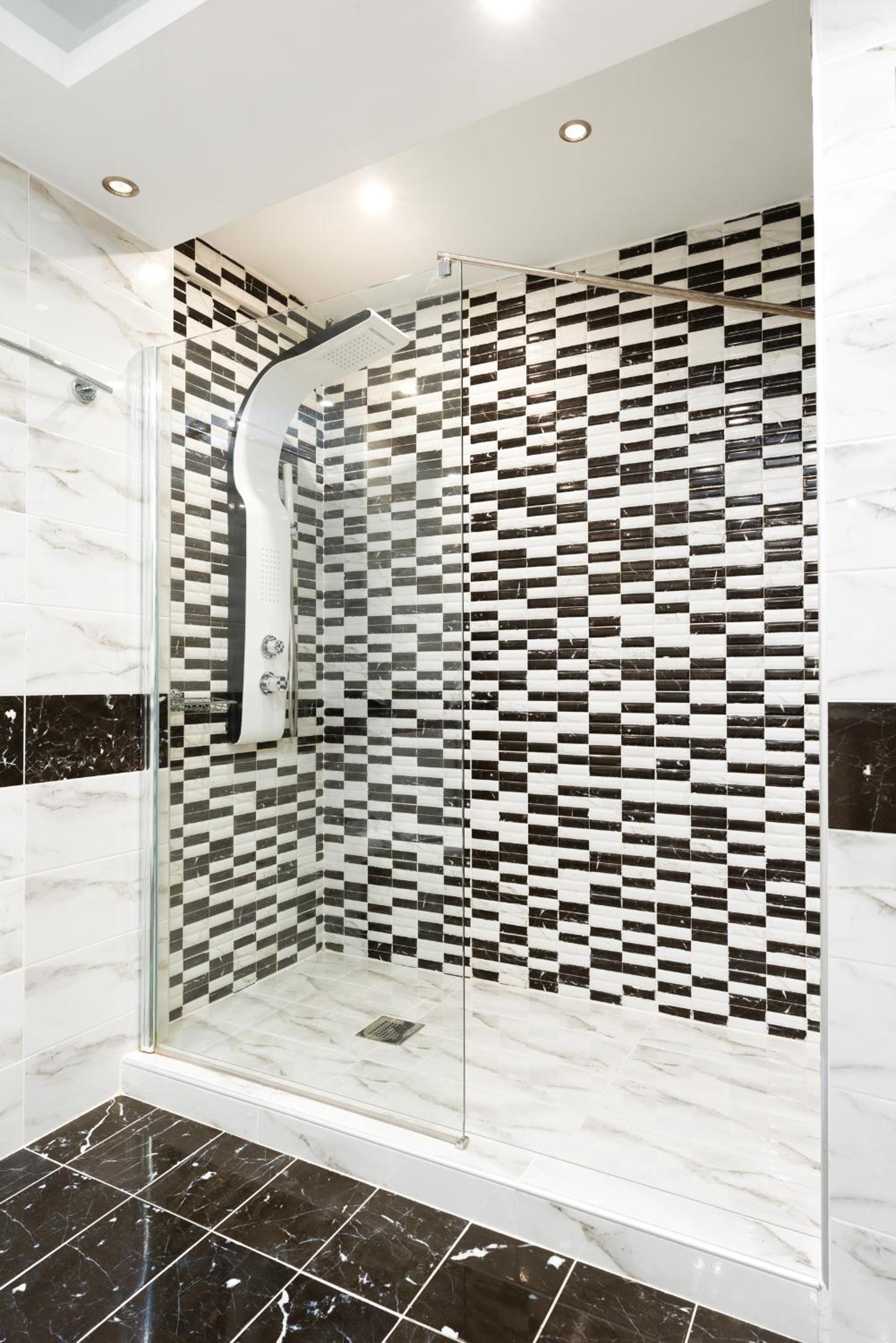 Crystal Haven Luxury Apartment by BiNoBi! view 5