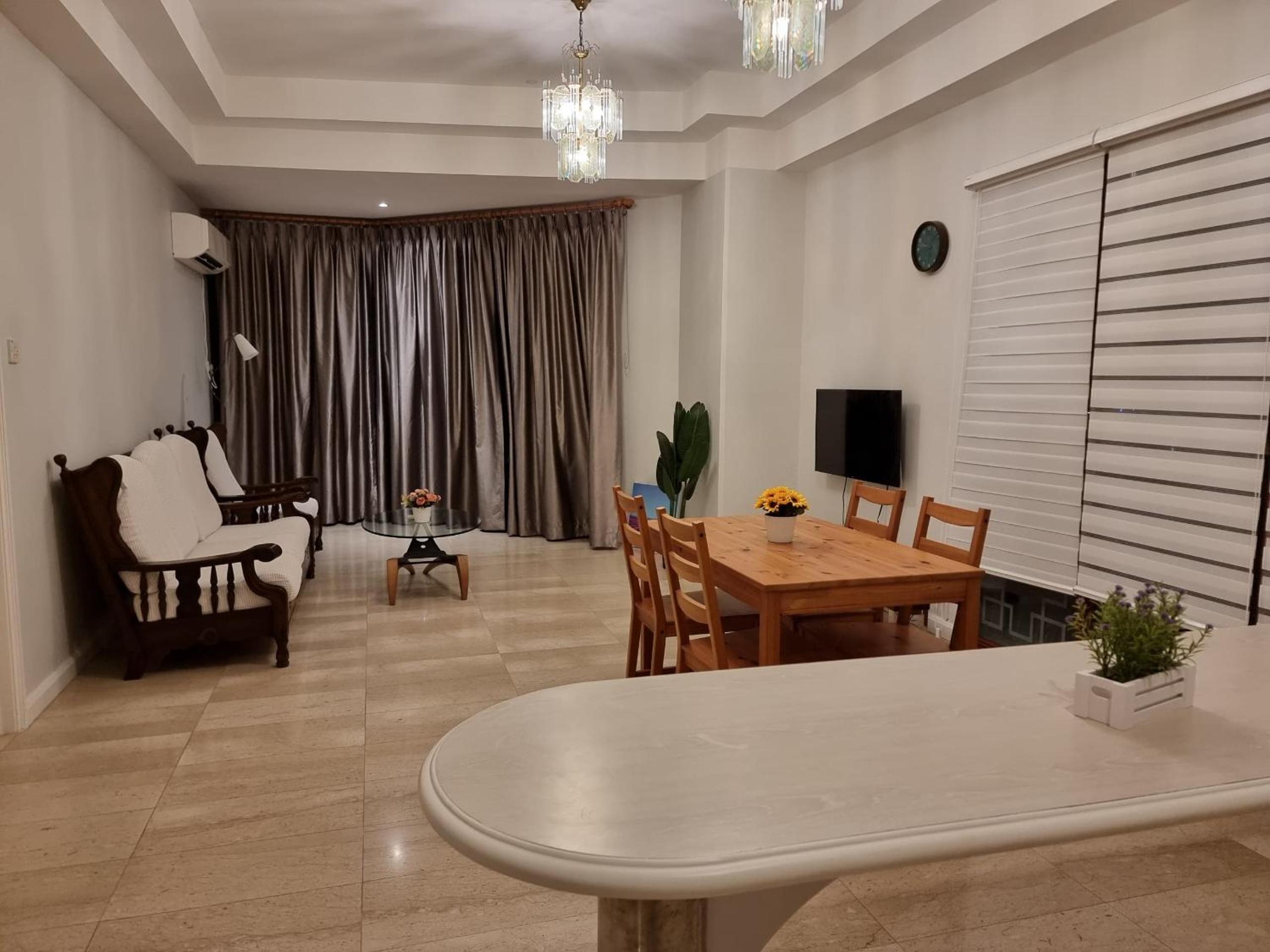 Cozzzy hut Riverbank Suites Kuching with spectacular River view photo 7