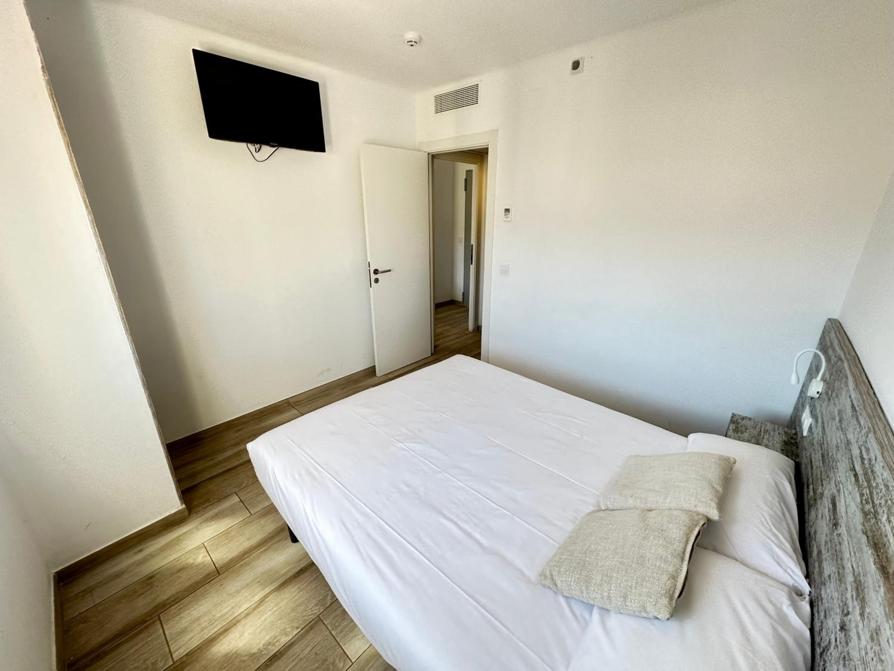 Agi Gloria Rooms