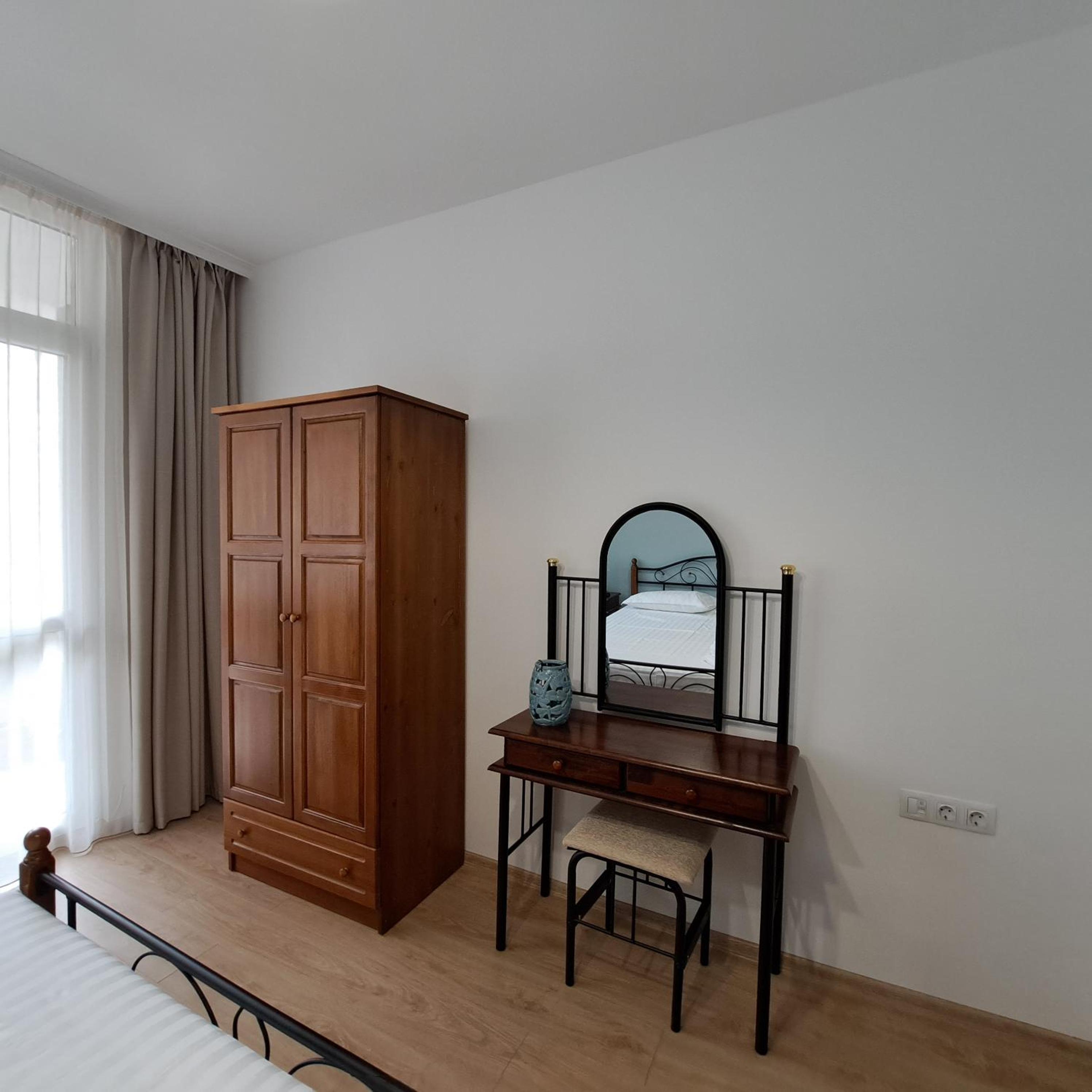 Vasi Apartment
