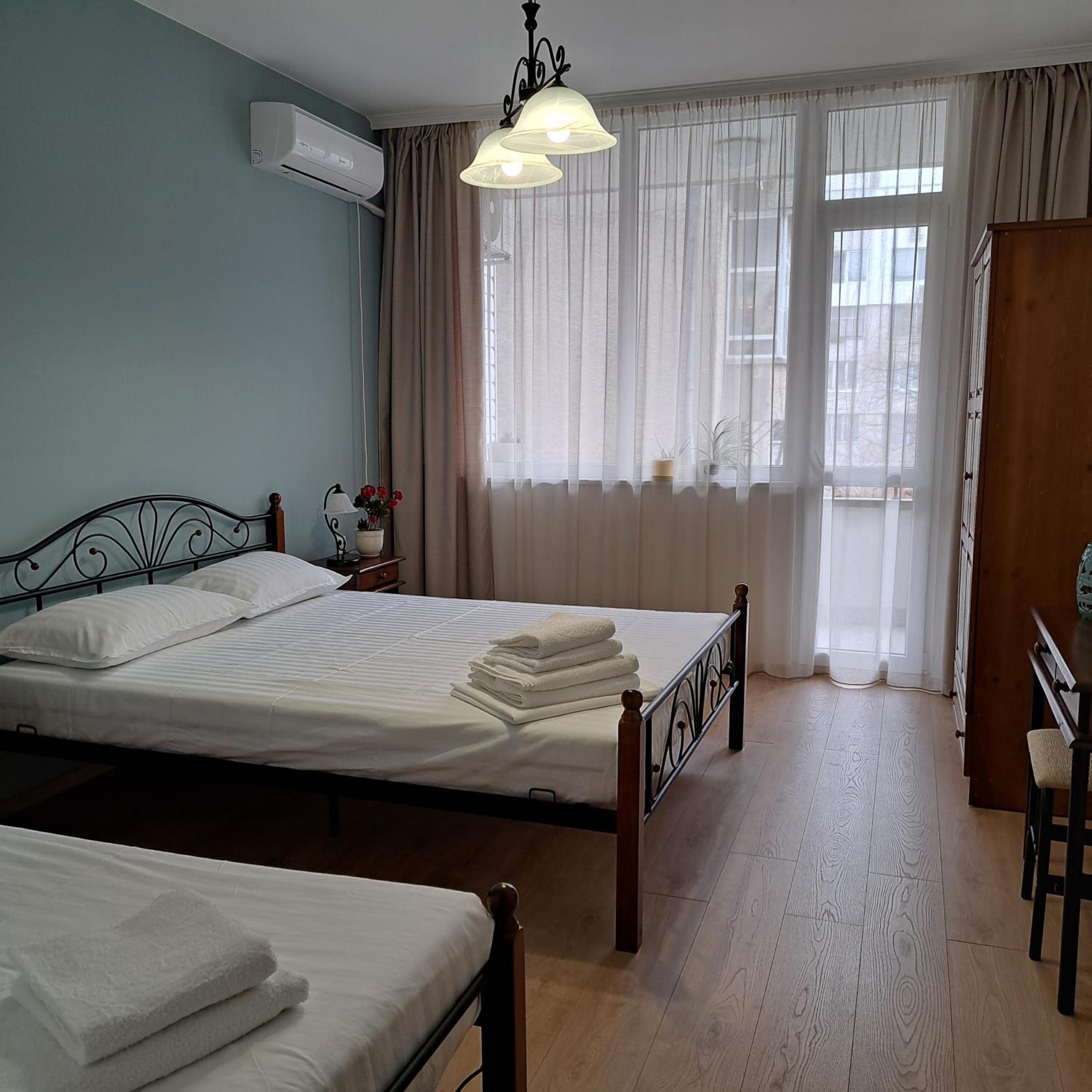 Vasi Apartment
