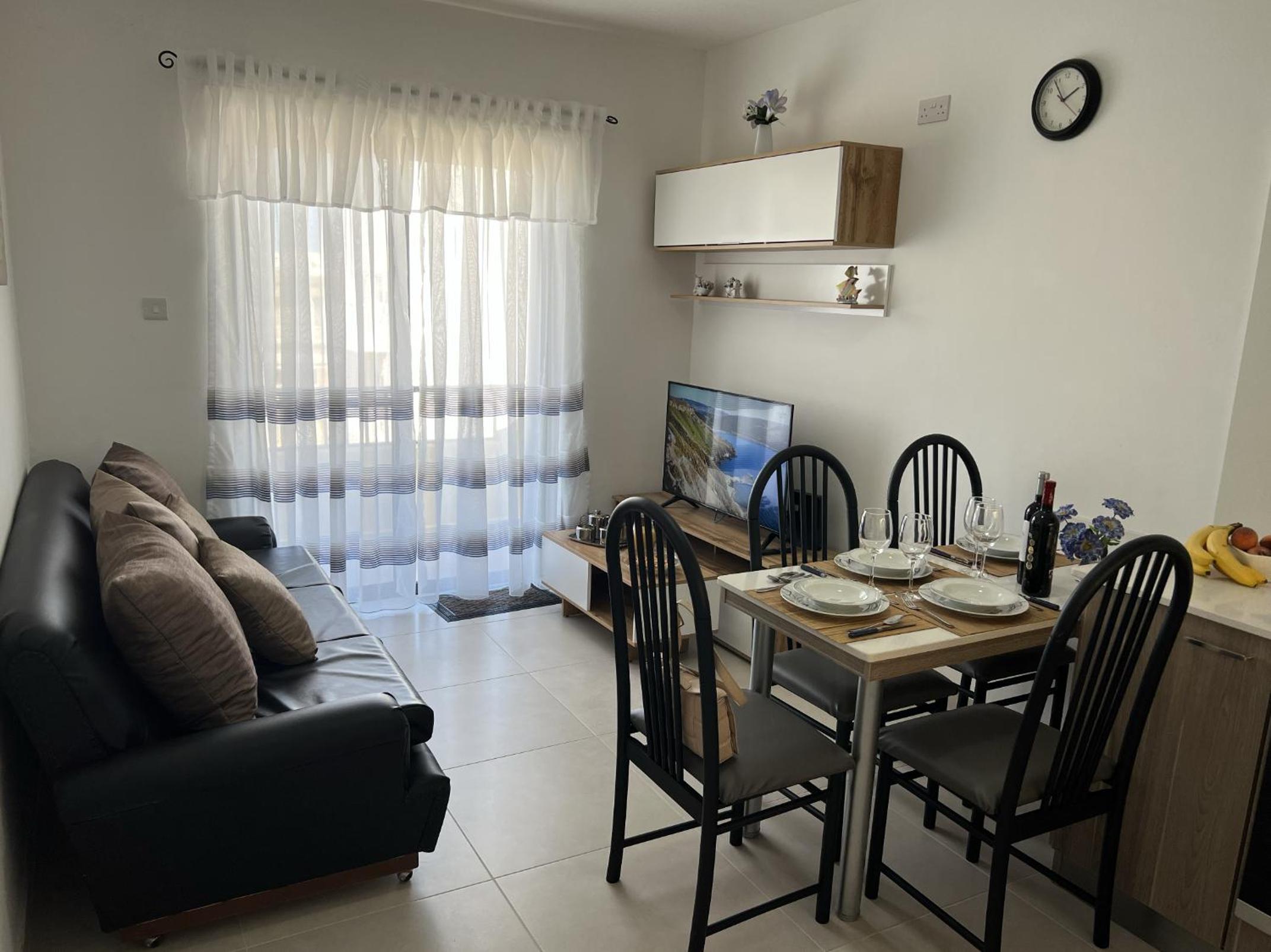 Quiet, cosy apartment in Ghadira Bay by Homely