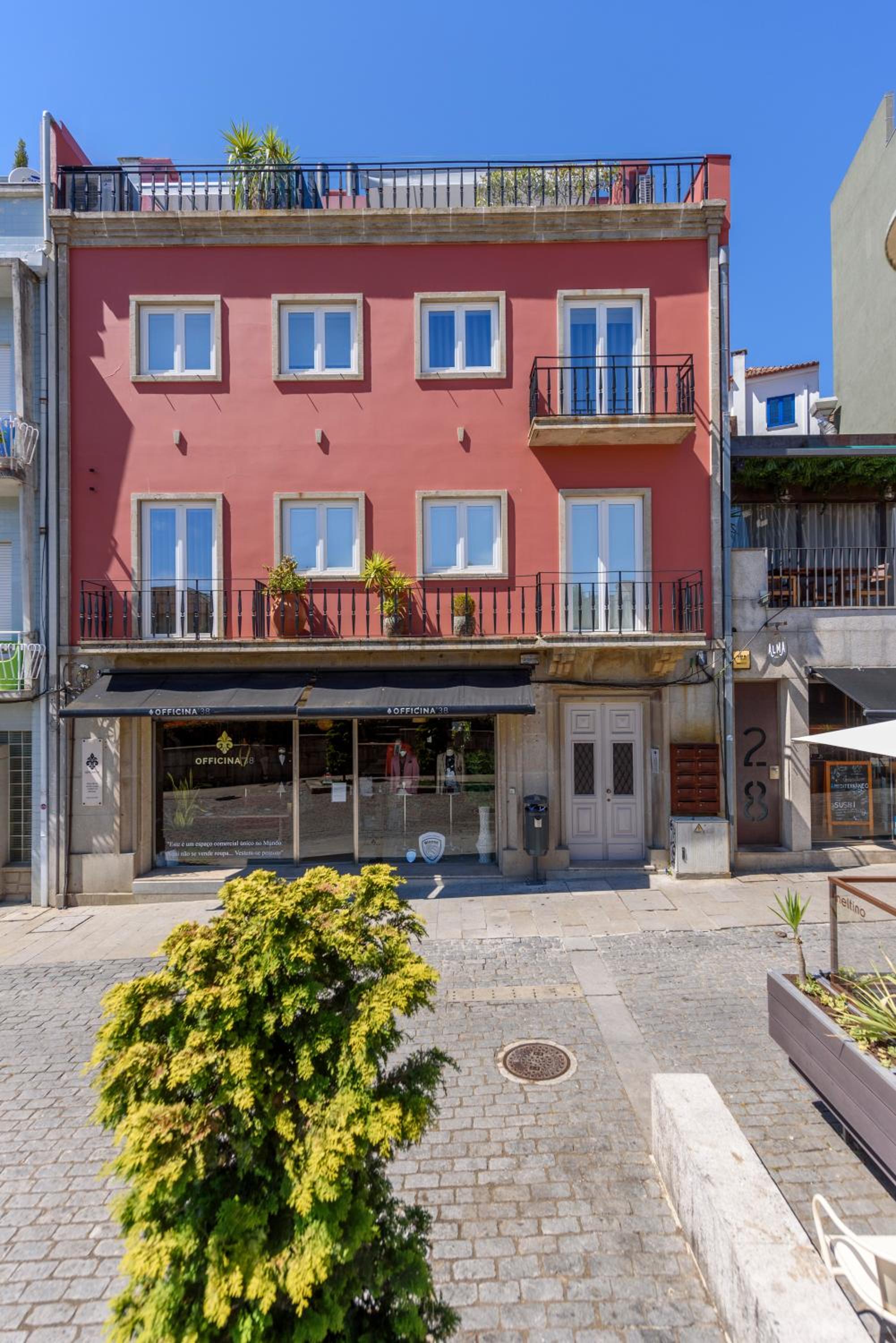 Hotel Terro Collection - Eça de Queirós - Image 1