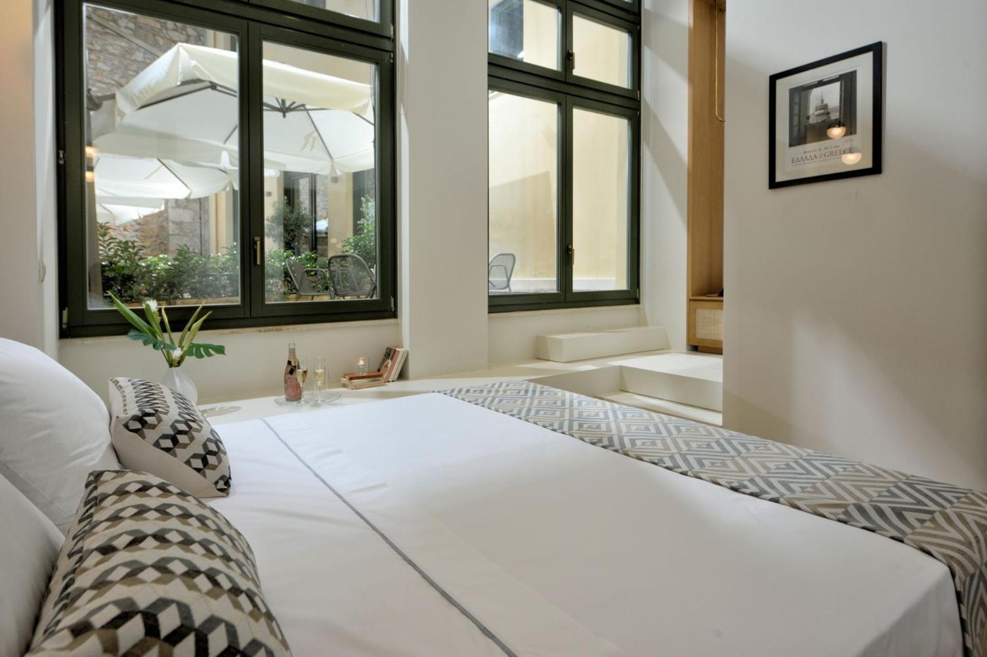 Magnificent Athens Villa 1 Bedroom Villa Aizen Garden View