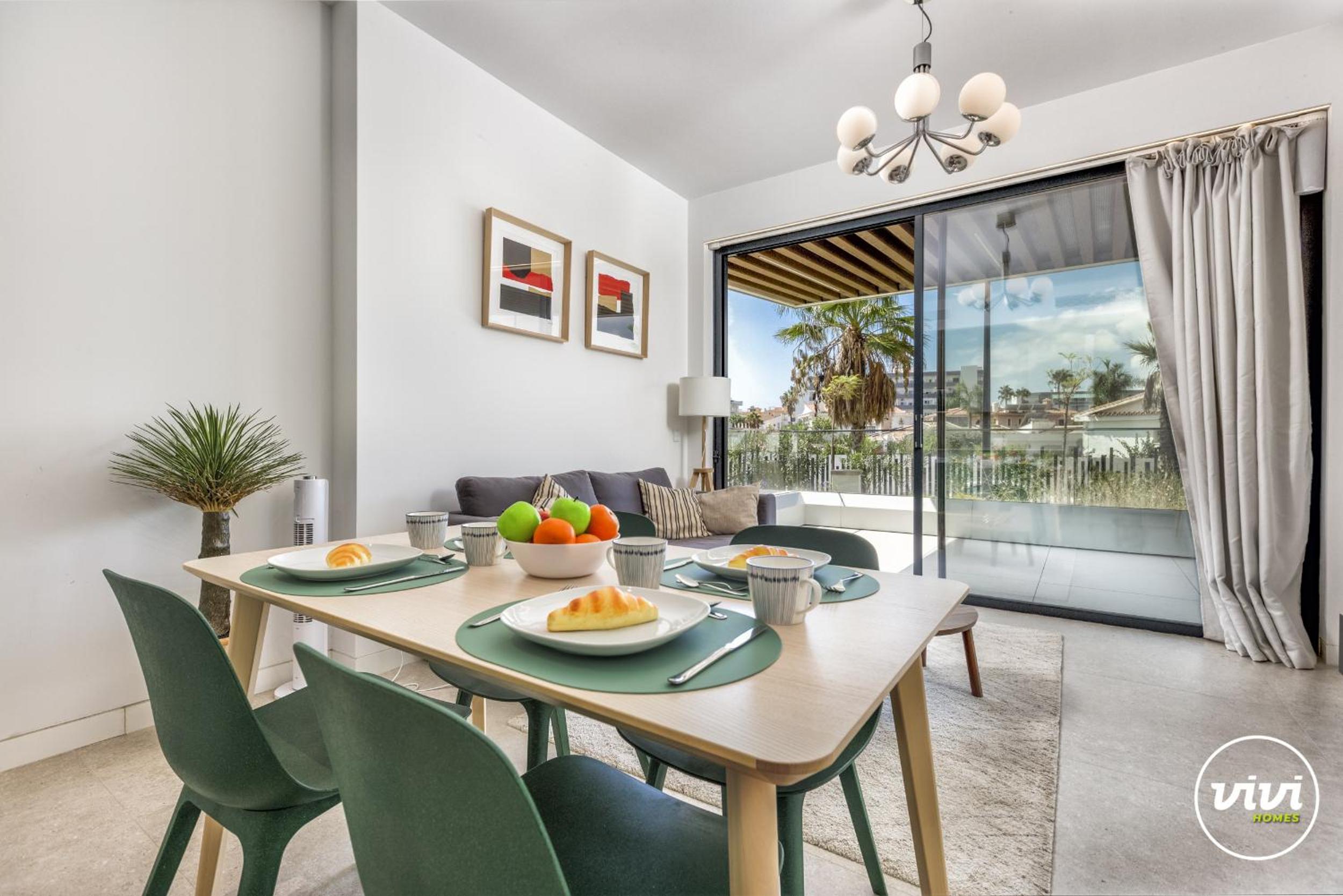 ViVi Homes - Galatea Pool, Gym, Sauna & Beach