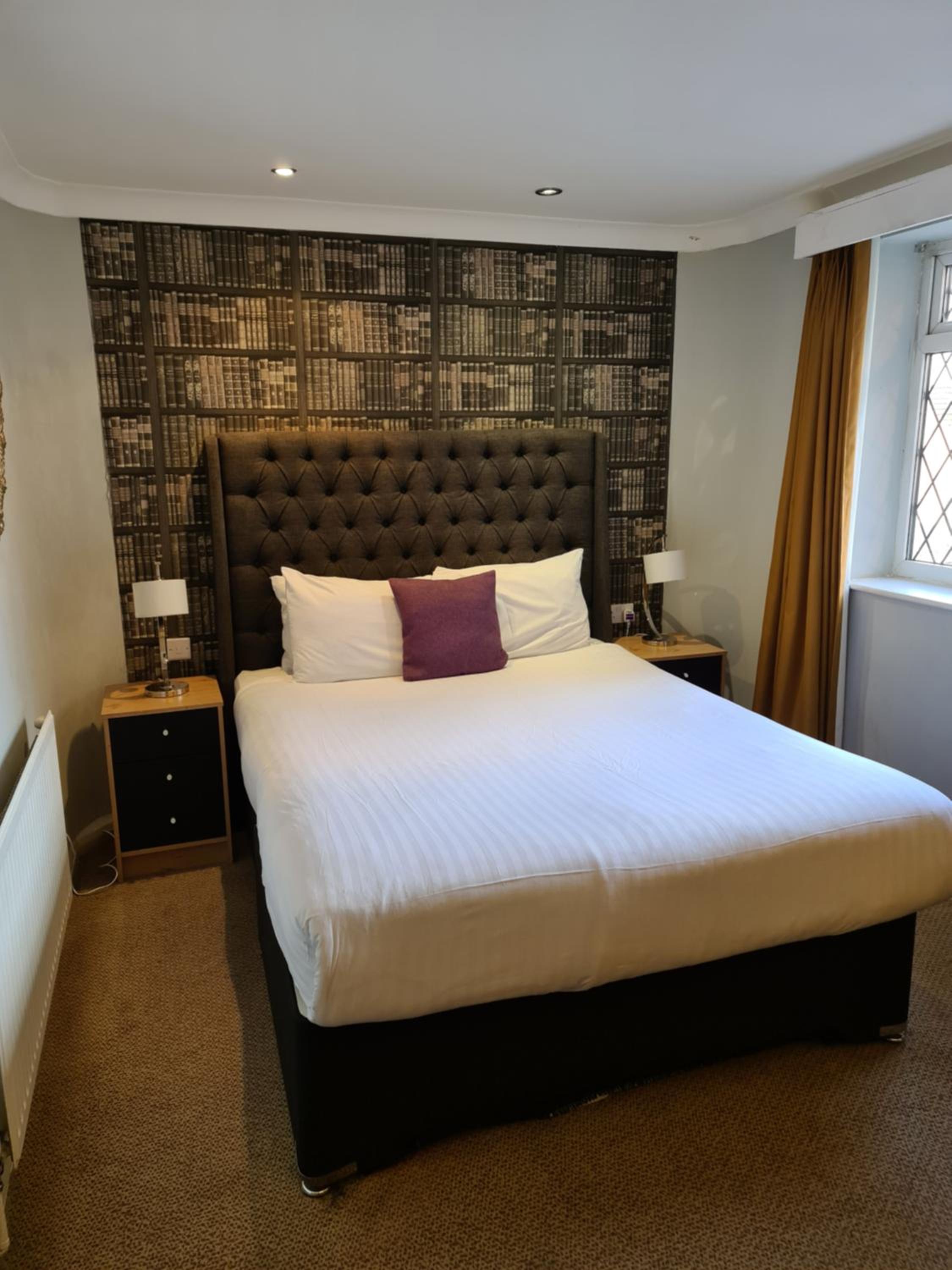 Walsall Vacations - Barons Court Hotel Walsall - Property Image 17