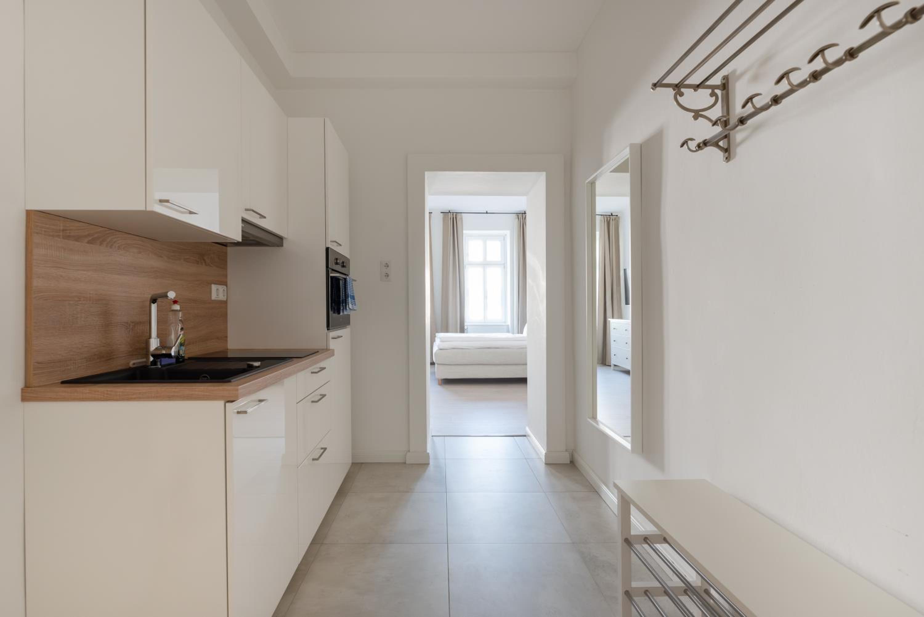 Studio Apartment near University