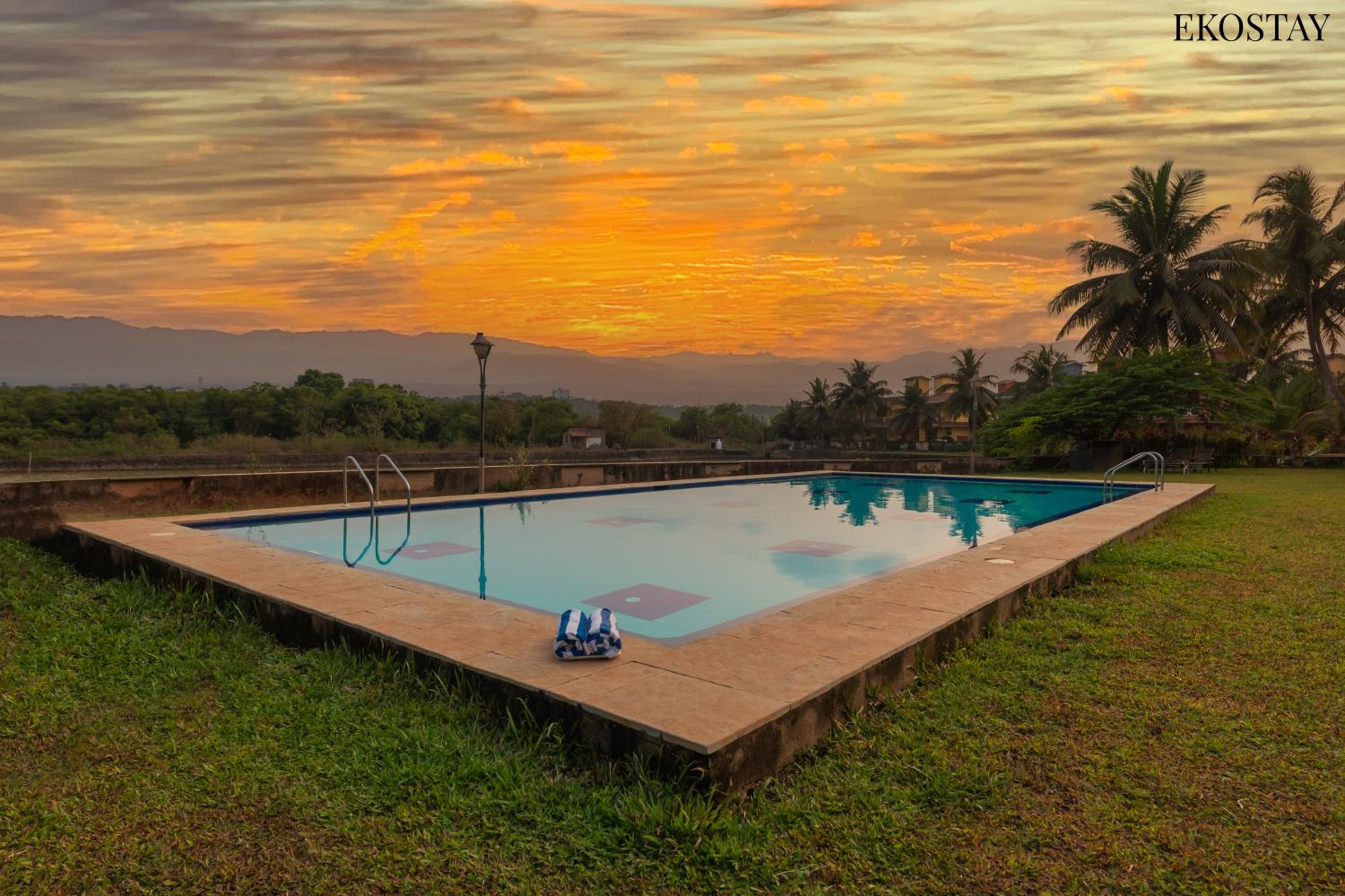 EKOSTAY - Utopian Villa with Jacuzzi view 3