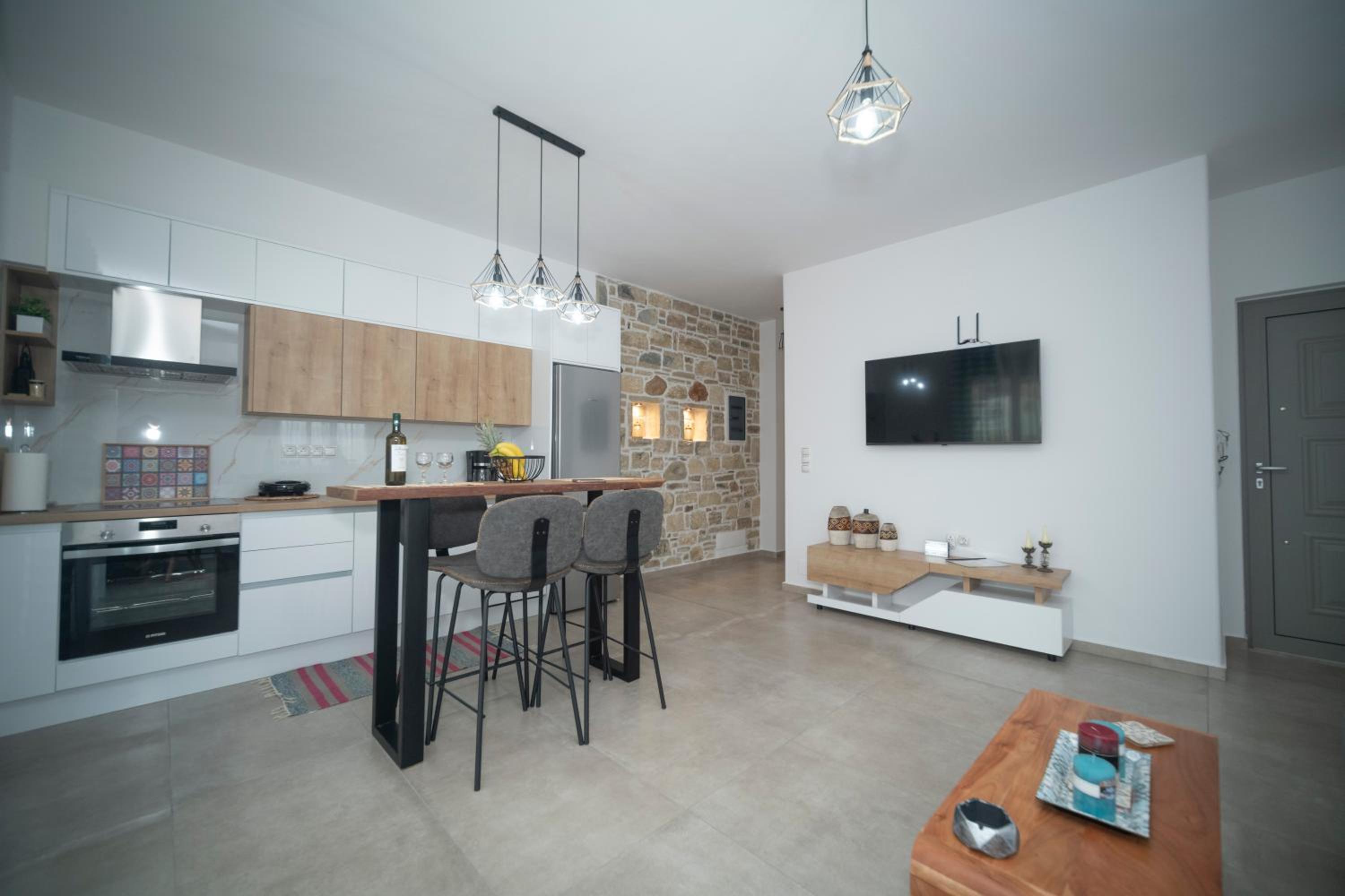 Elixrysos Apartment 2 view 3