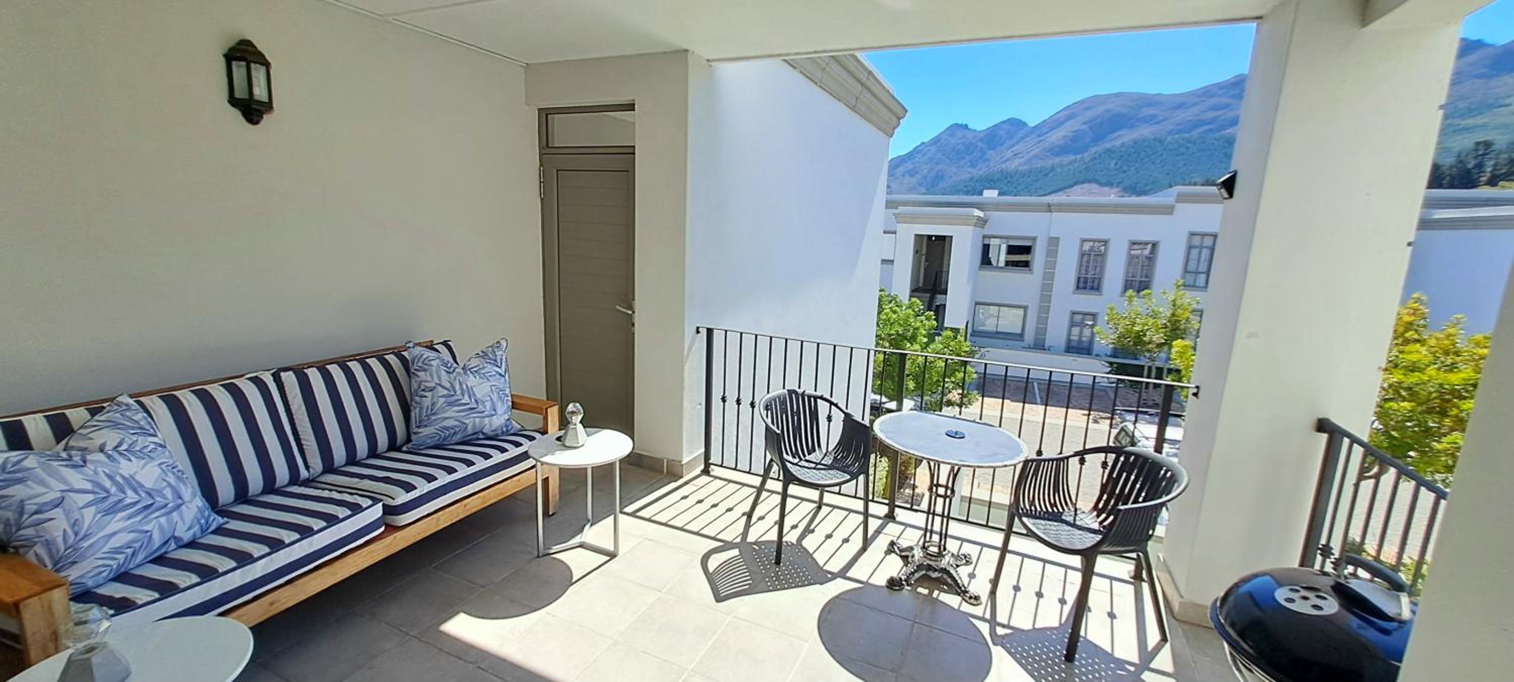 700m From Franschhoek Center view 3
